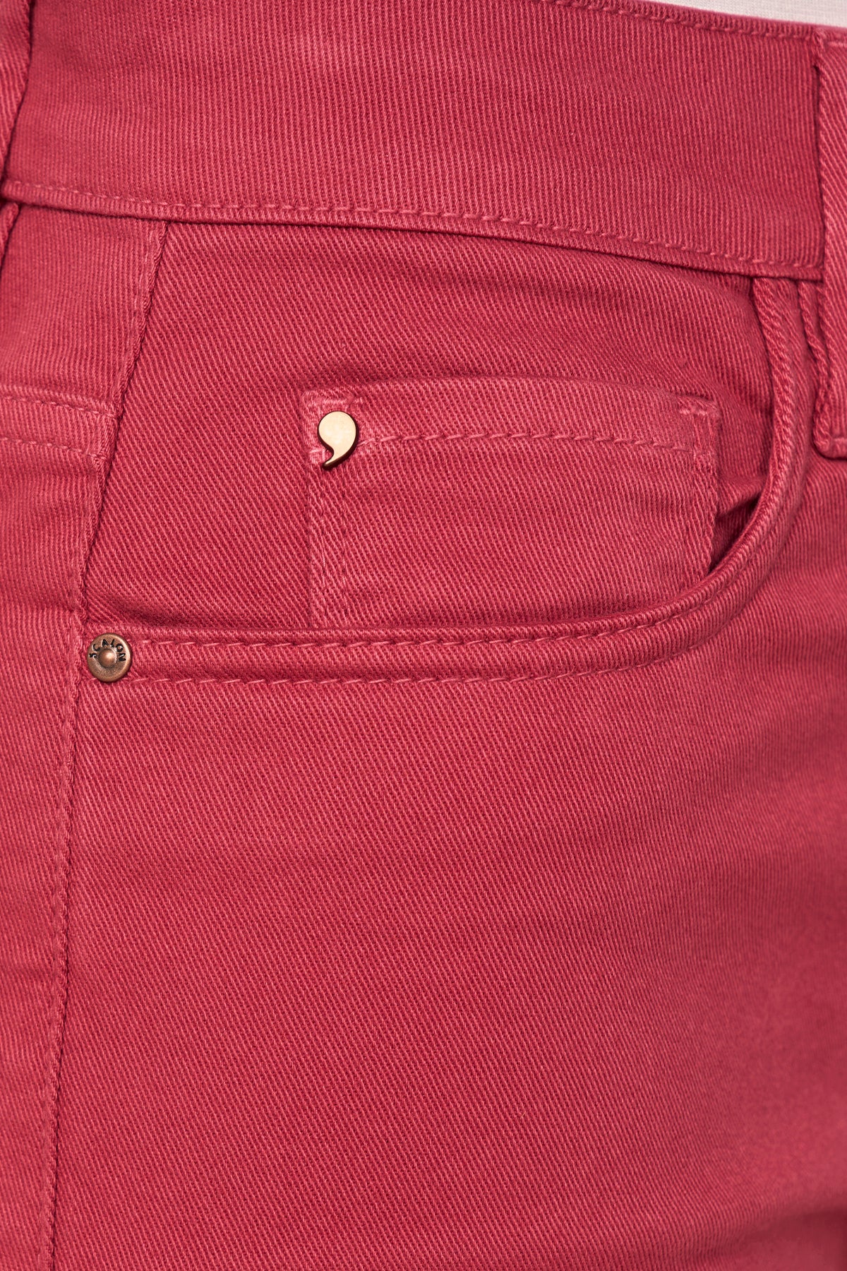 bermuda sarja color wide leg cintura intermediária com barra larga