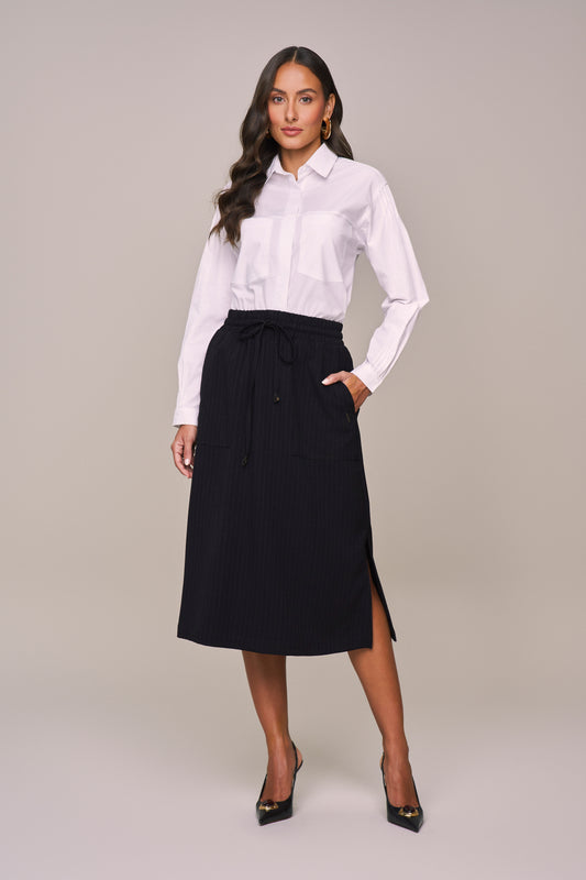 saia crepe midi cintura intermediária intermediária risca de giz