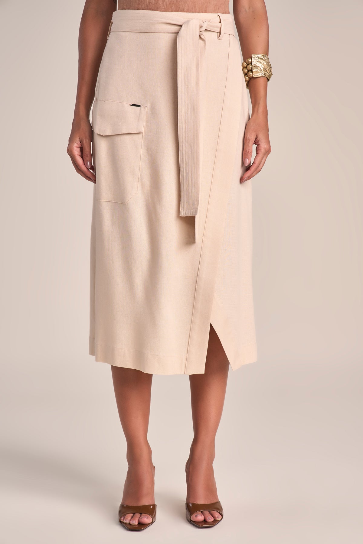 Saia Viscose Midi Cintura Intermediária Transpassada