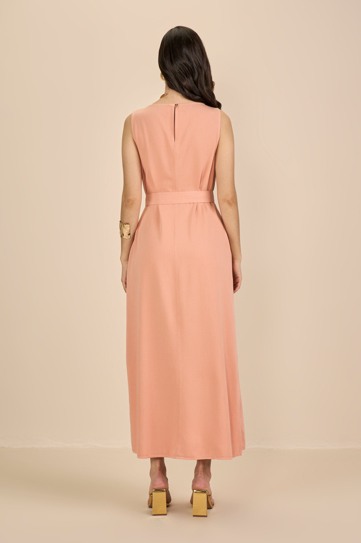 vestido sarja longuete alça larga com faixa