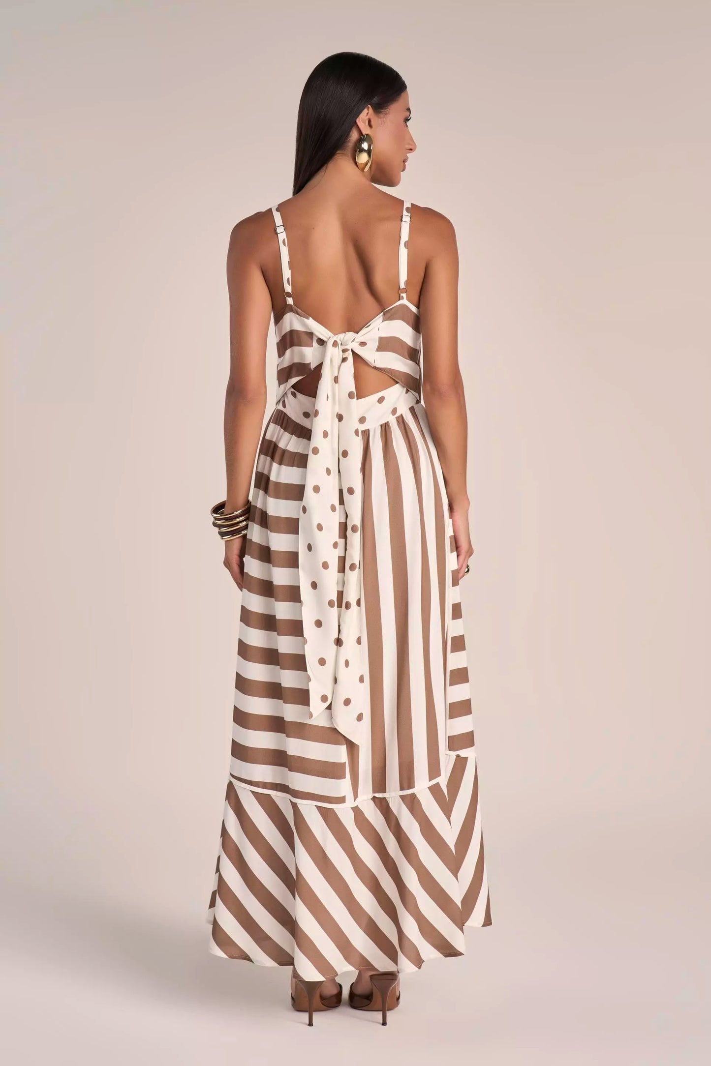 Vestido Viscose Longuete Alça Fina com Mix de Estampas