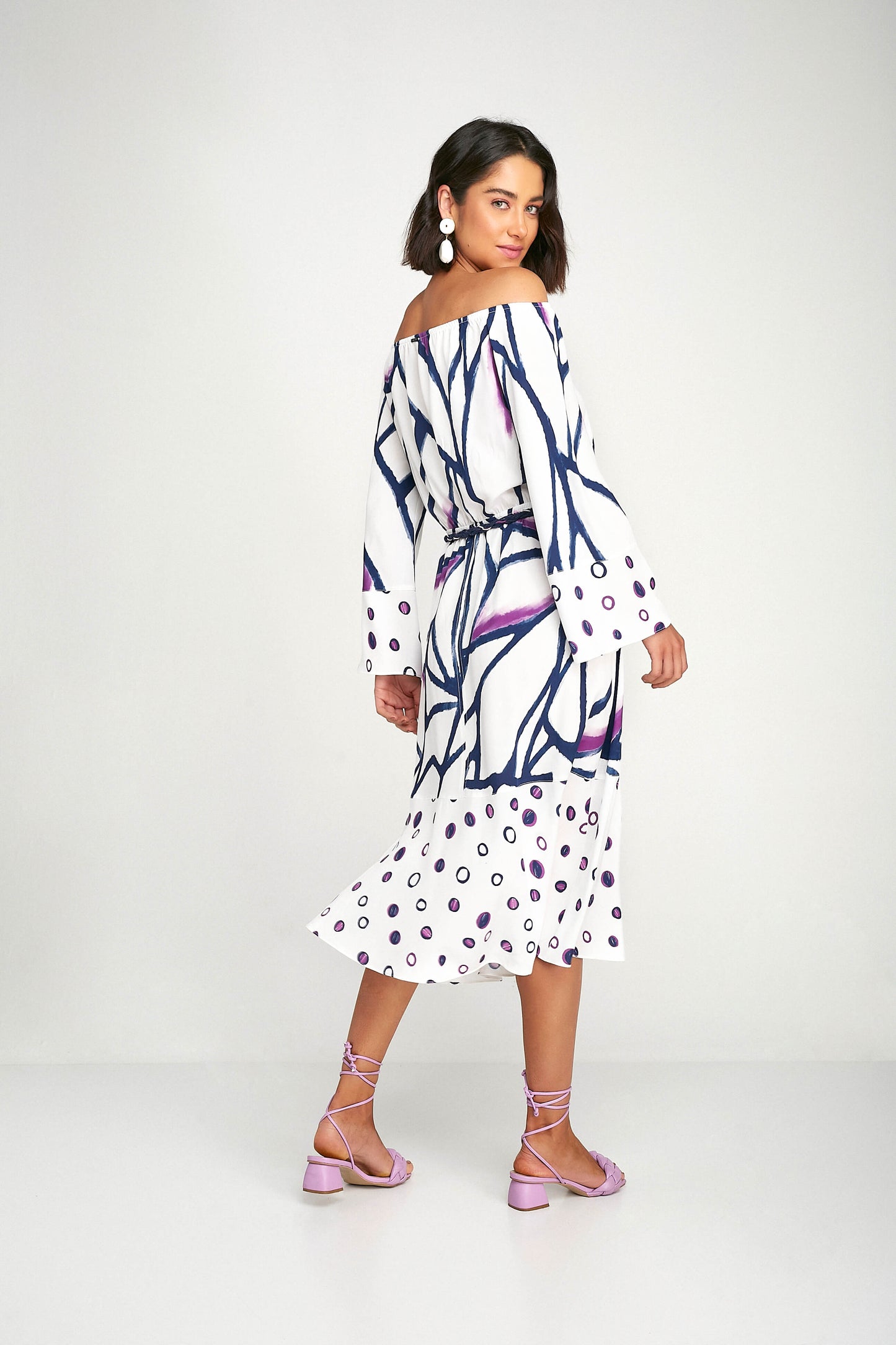 vestido viscose midi estampado com cinto