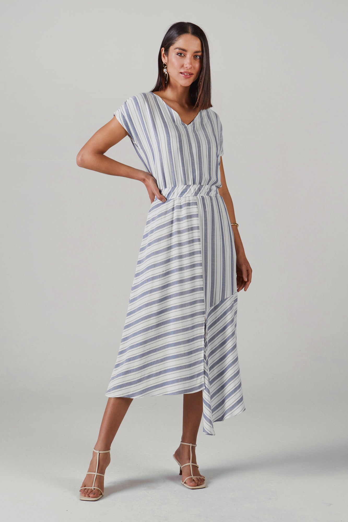 vestido viscose midi listrado