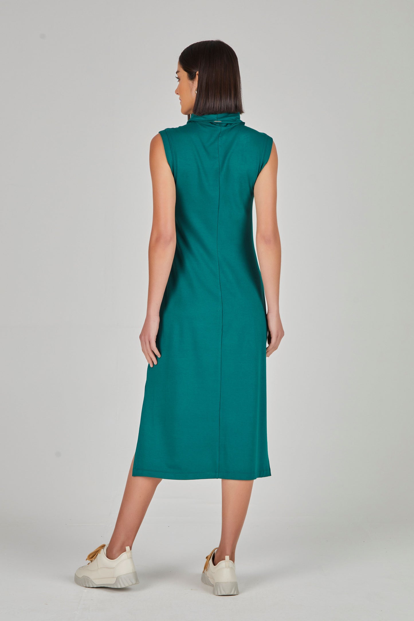 vestido moletom midi com gola rolê
