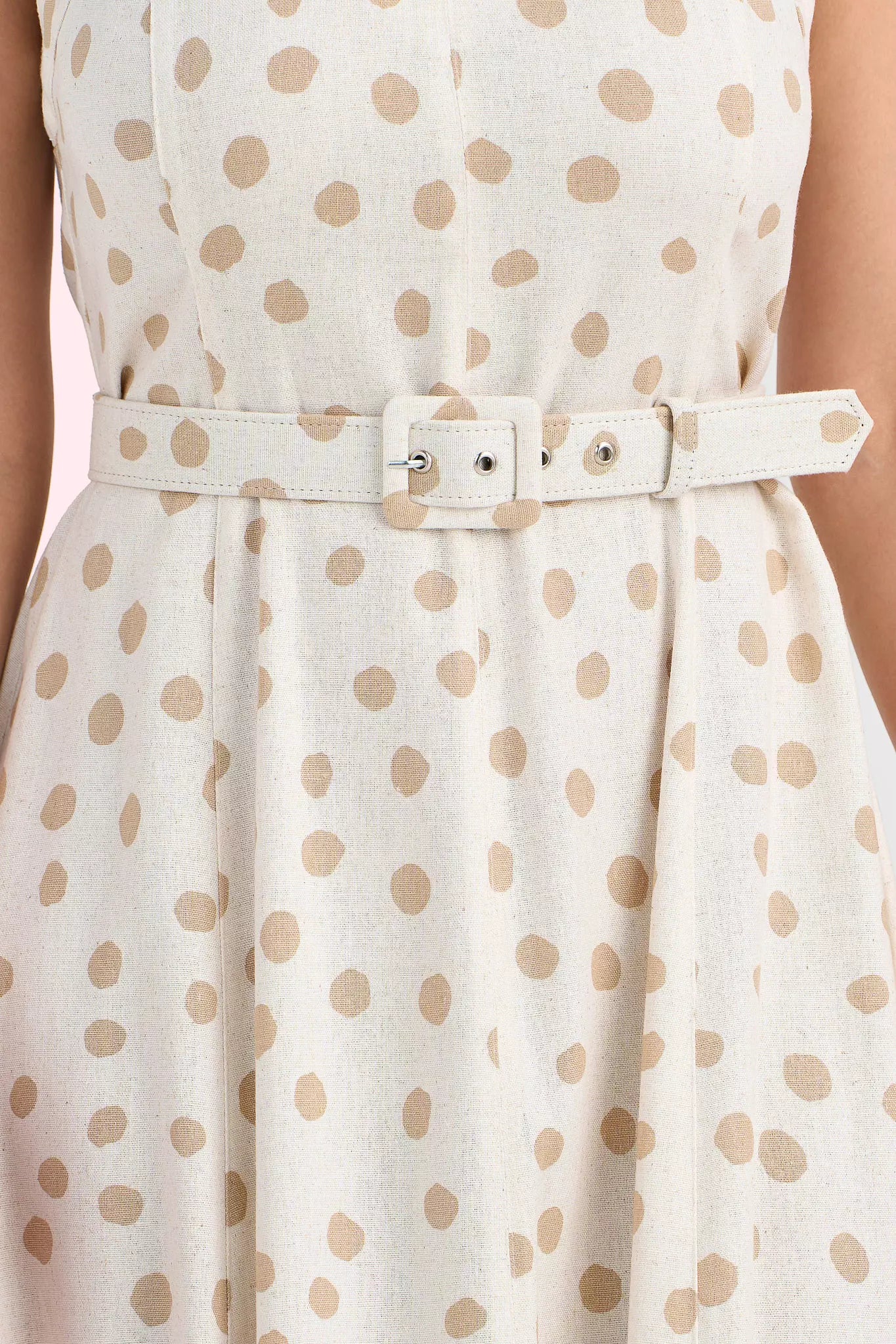 vestido viscose midi alça larga com recortes e cinto