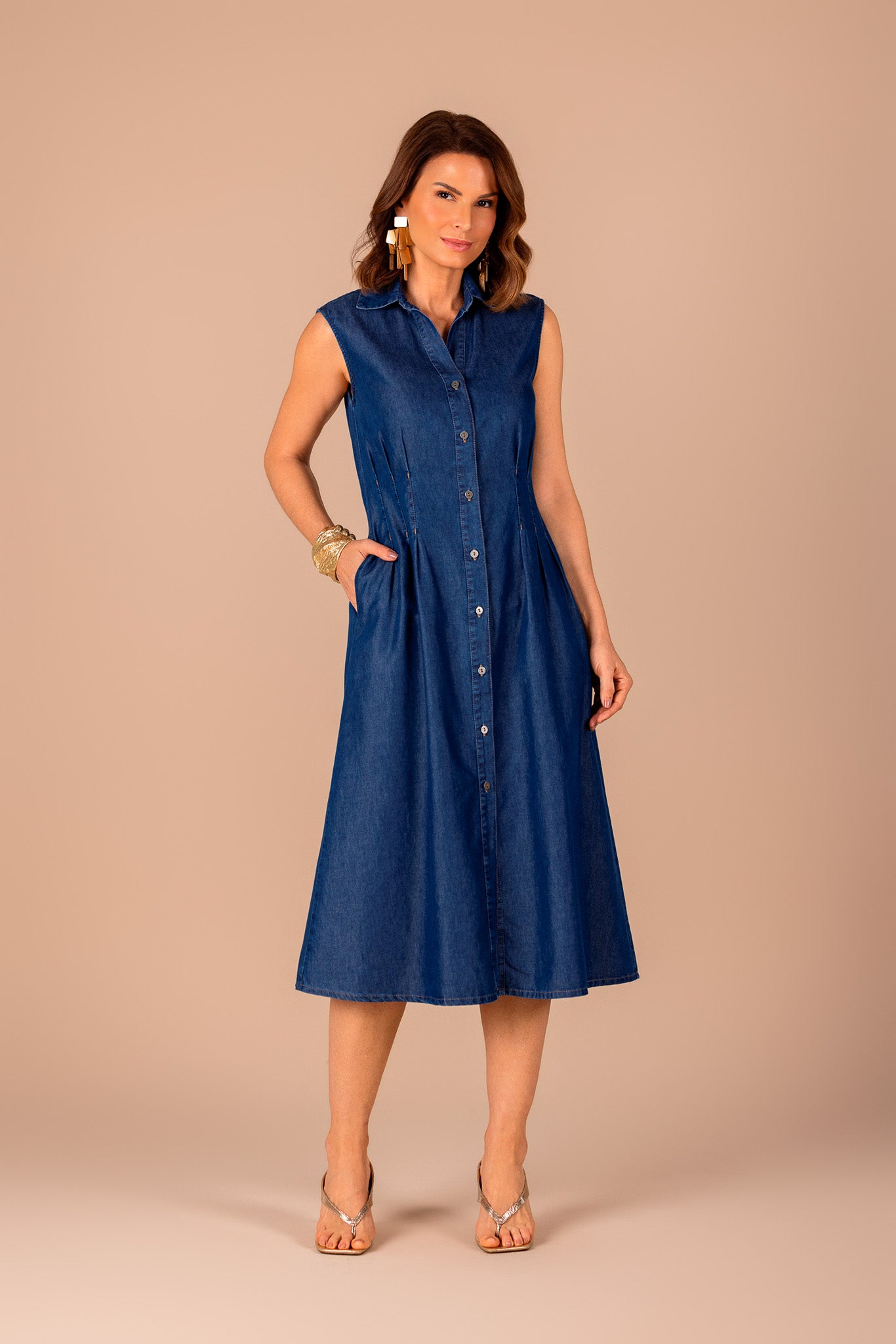 vestido jeans midi com pences