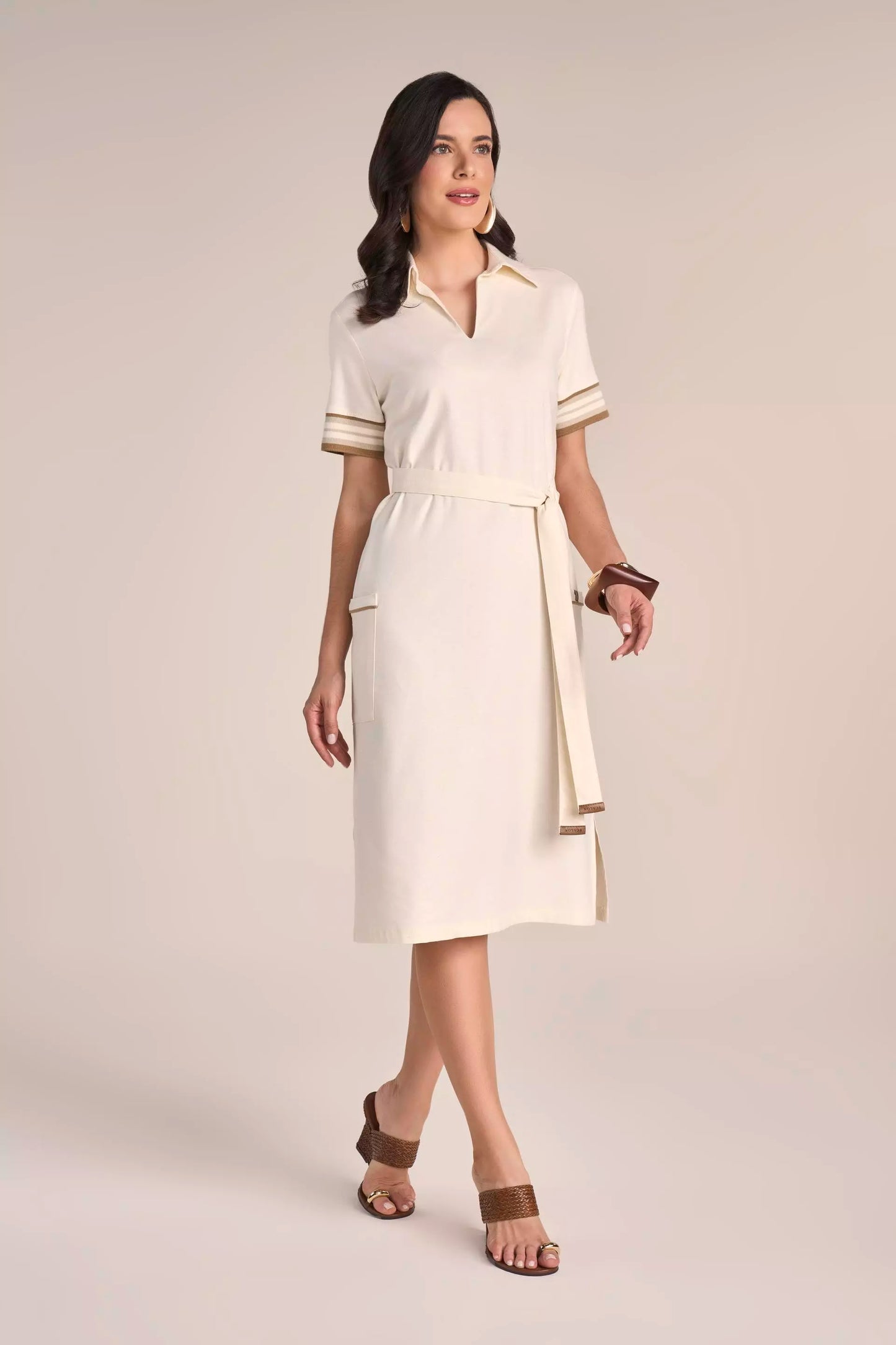 Vestido Viscose Midi Manga Curta com Gola e Tricot