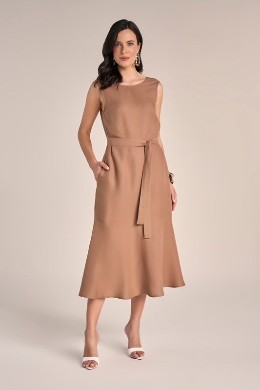 Vestido Viscose Midi com Recortes e Faixa