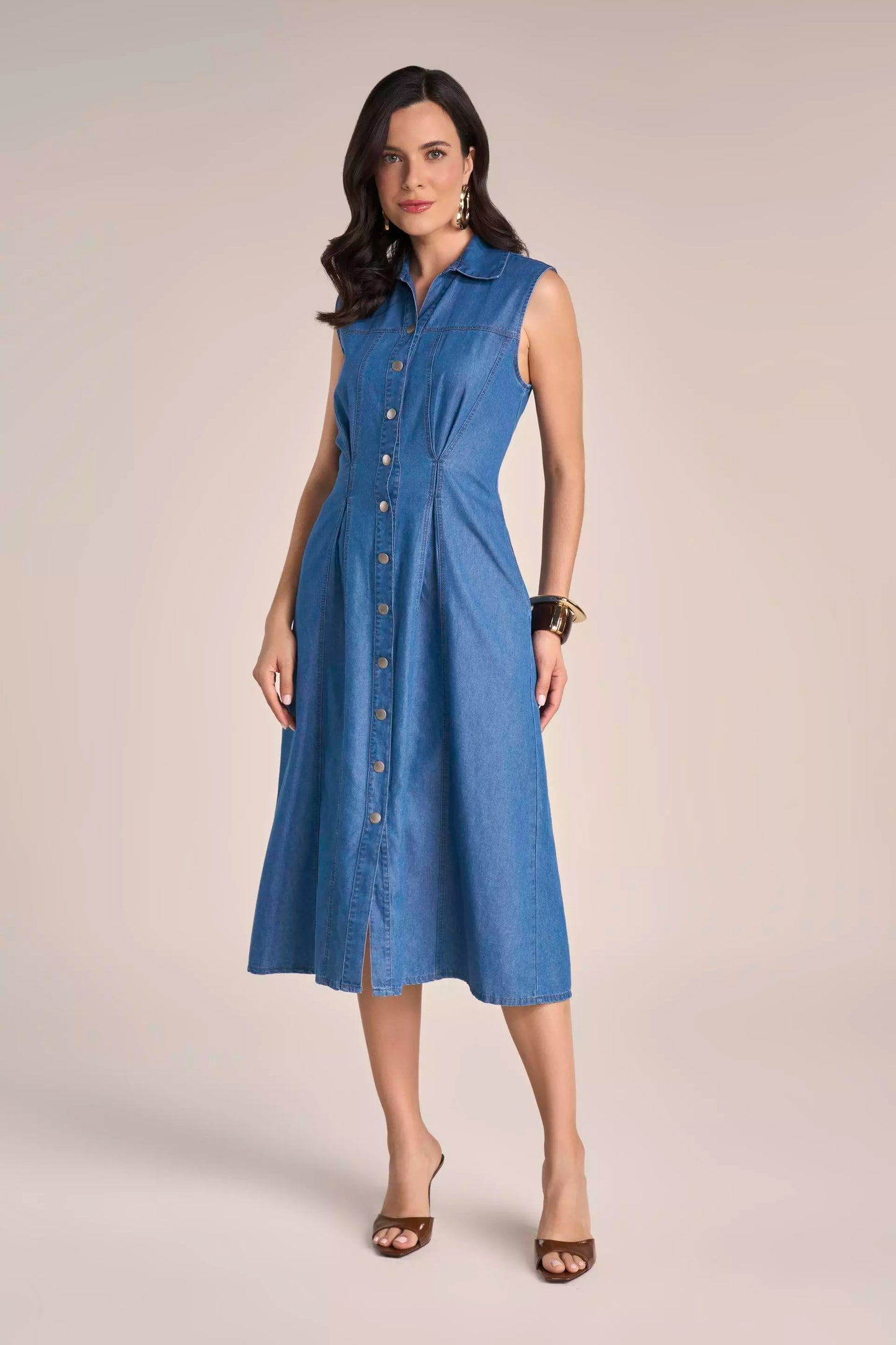 Vestido Jeans Midi com Recortes e Pregas