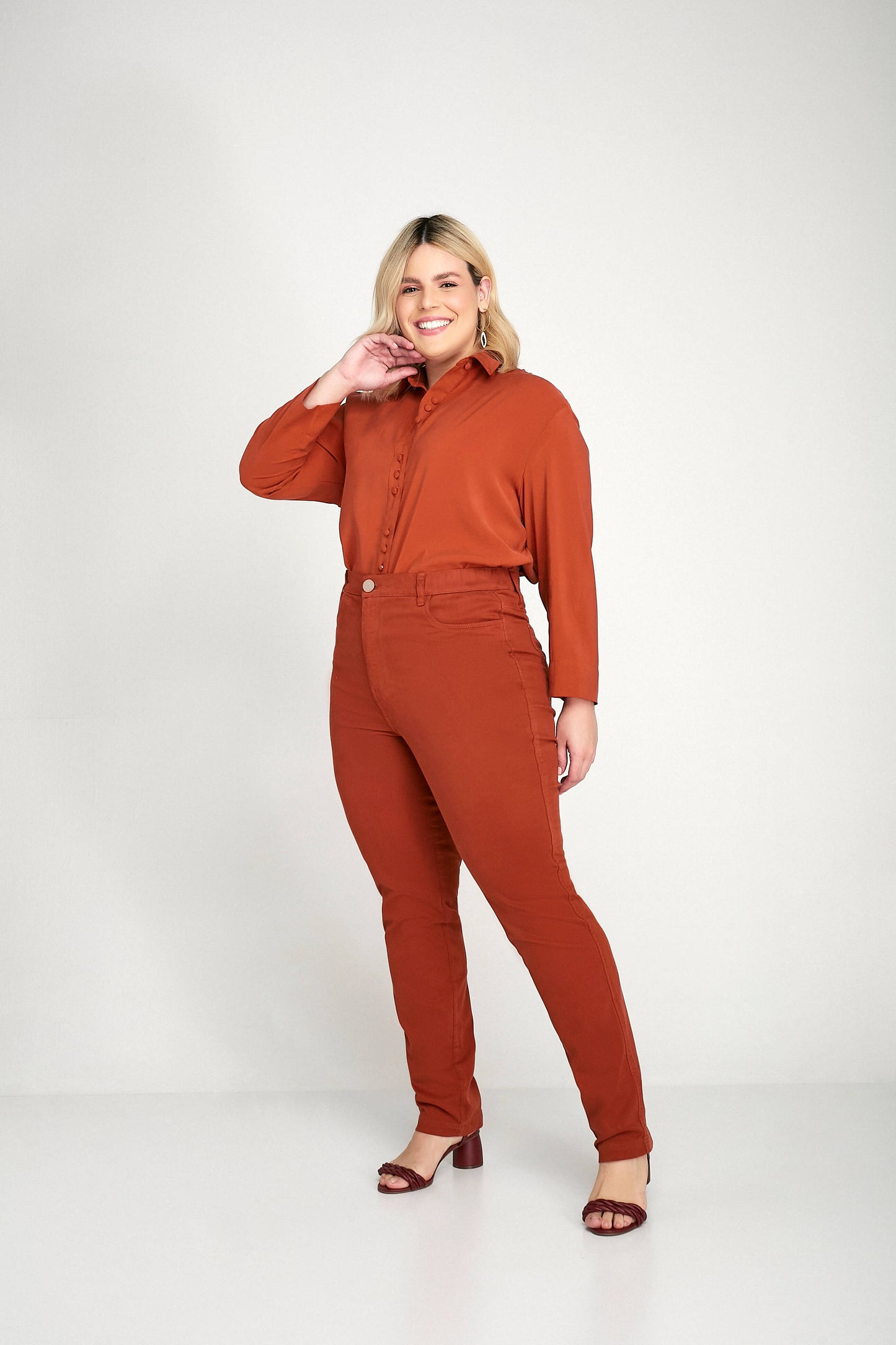 camisa viscose manga 7/8 com botões encapados