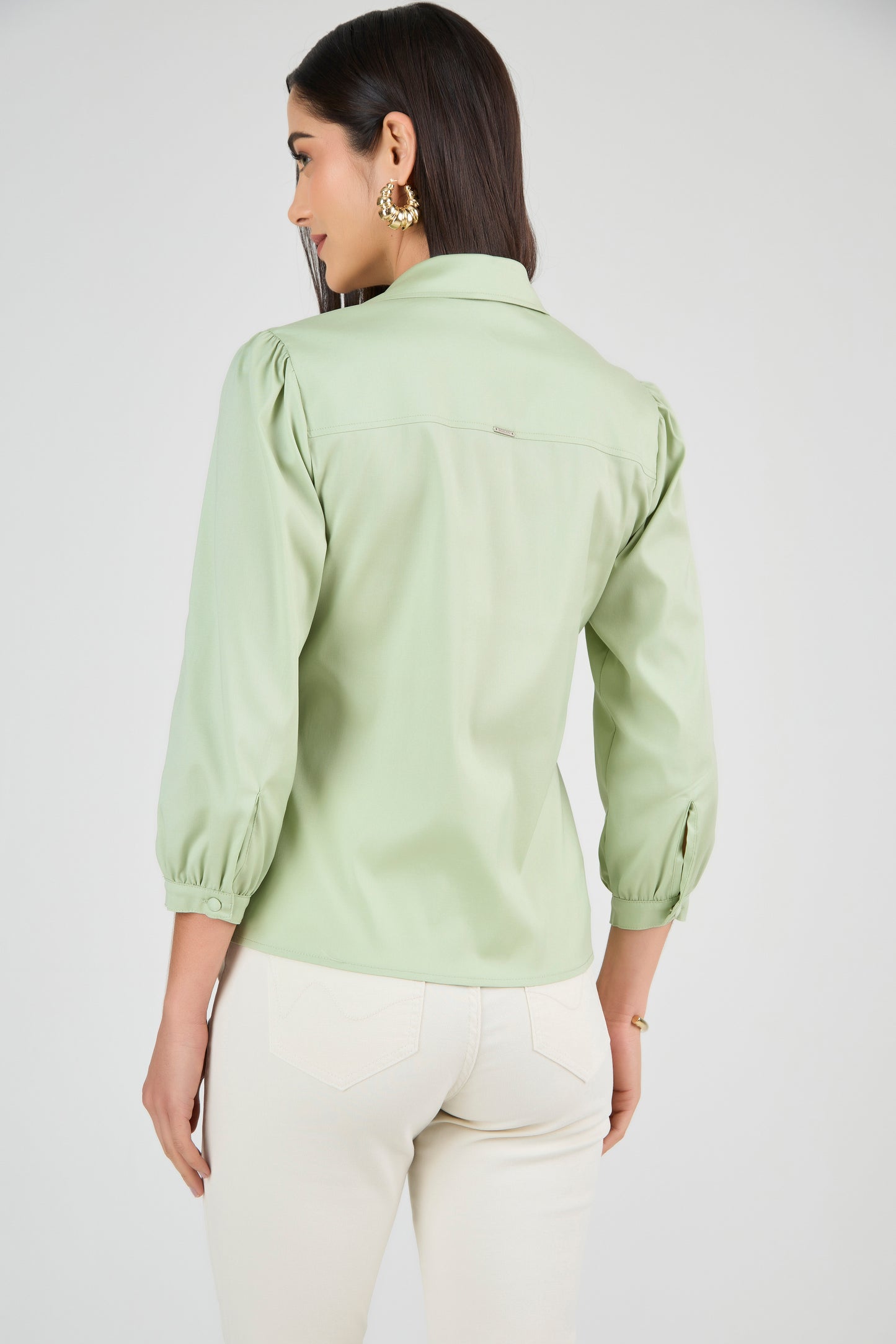 camisa tricoline manga 7/8 com botões encapados