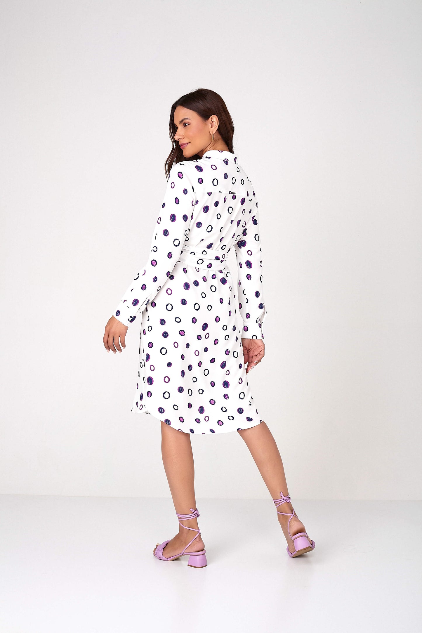 vestido chemise viscose manga longa estampado com faixa