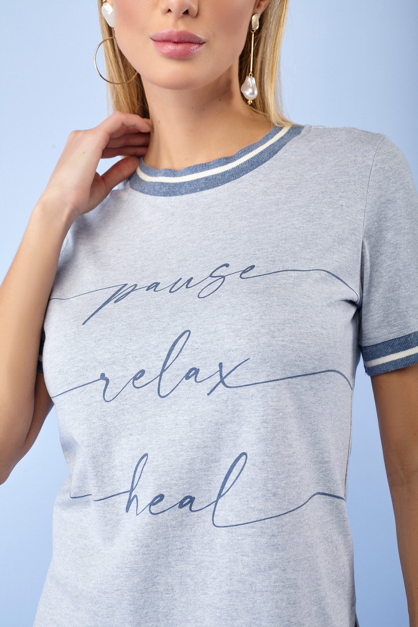 t-shirt malha manga curta estampada com tricot