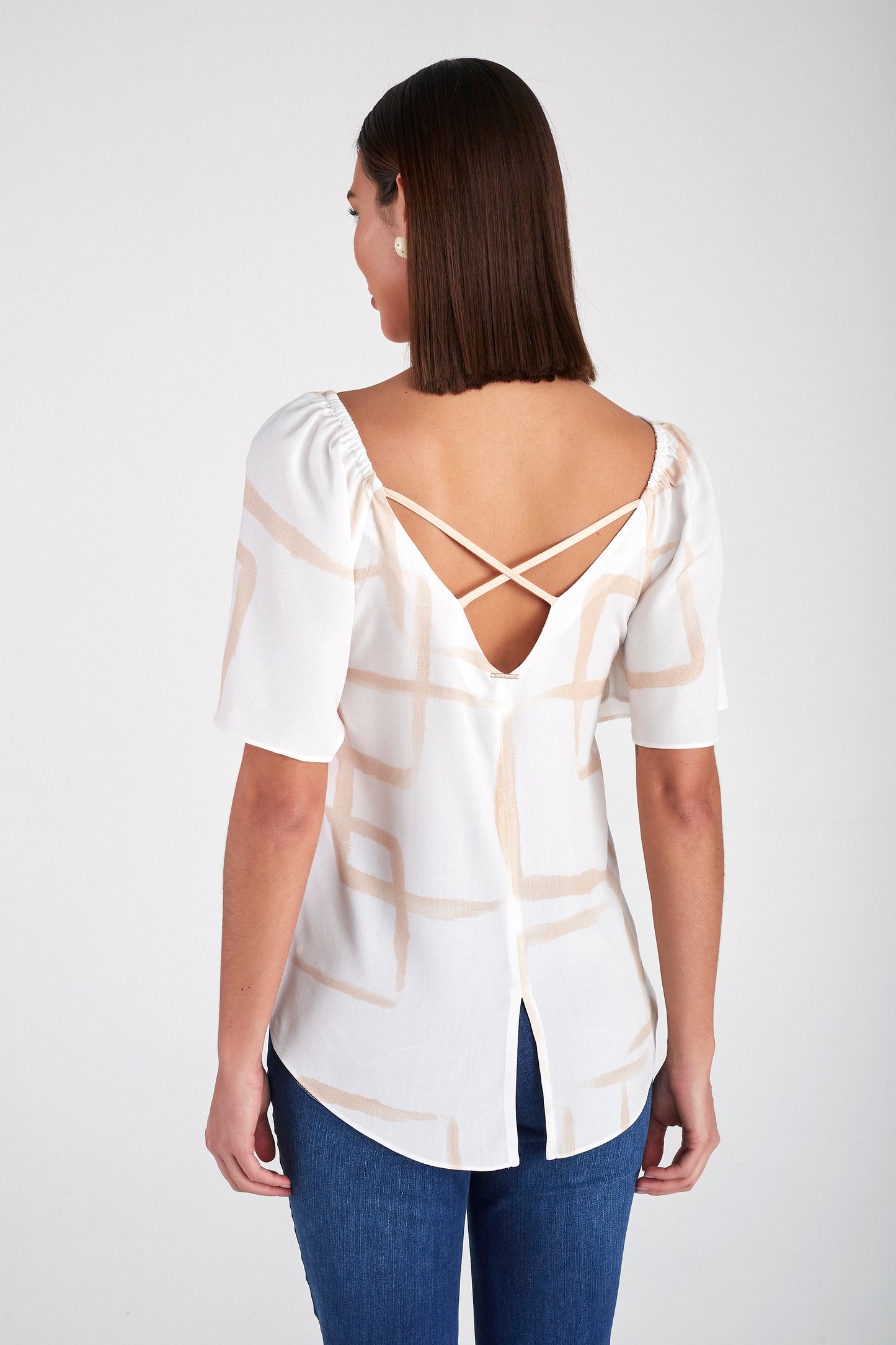 blusa viscose manga curta com mix de tecidos