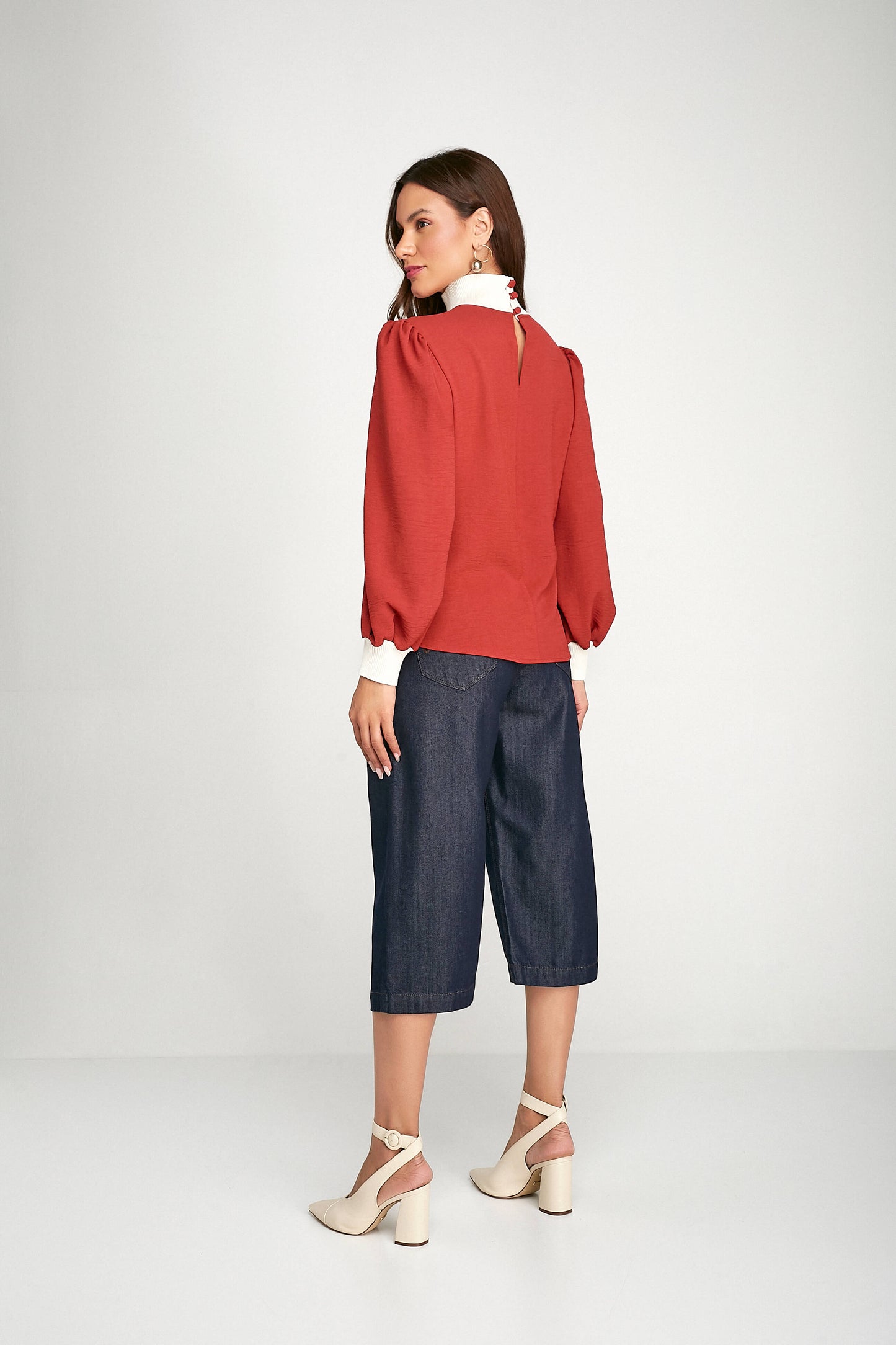 blusa crepe manga longa com tricot