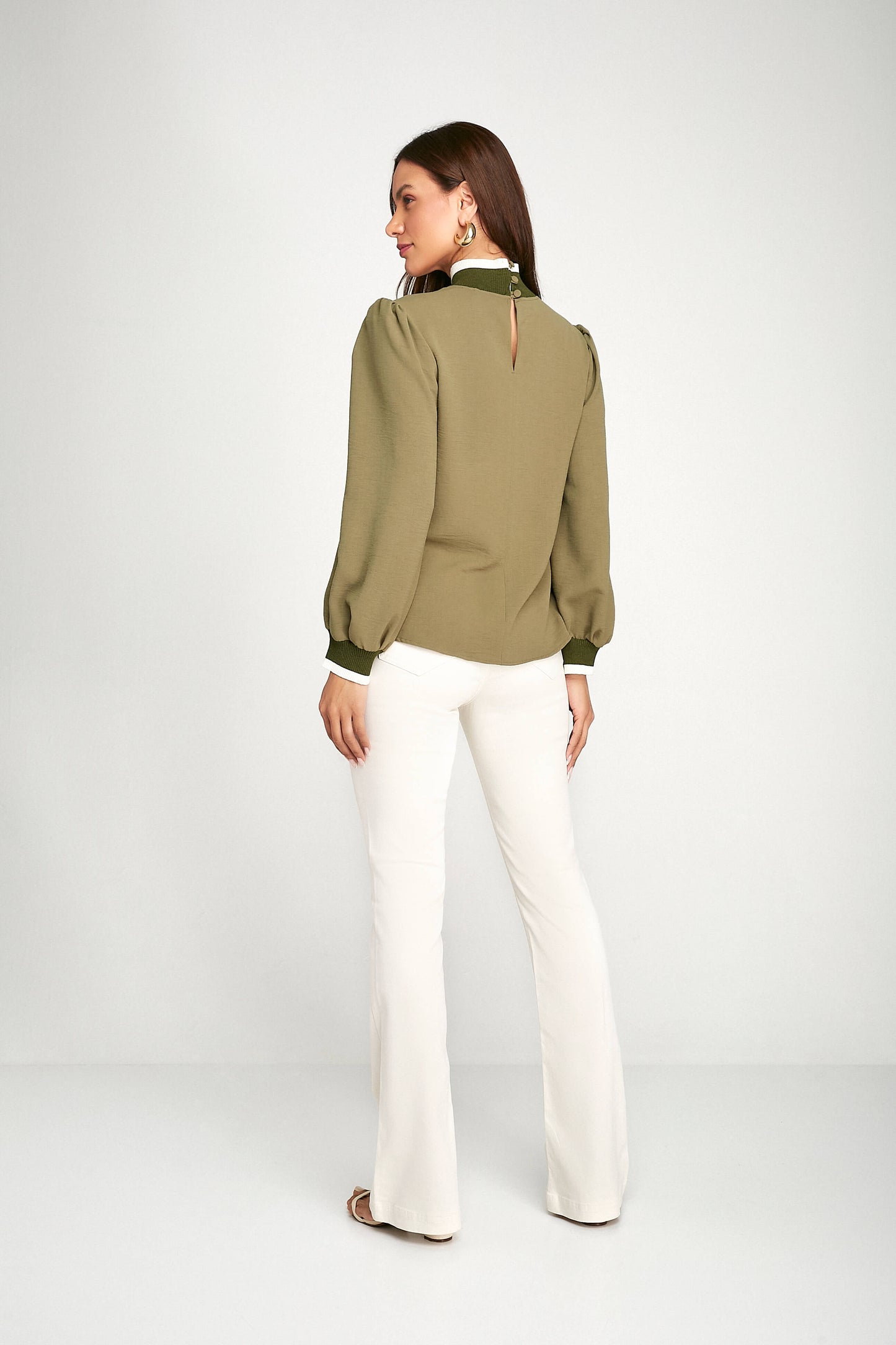 blusa crepe manga longa com tricot