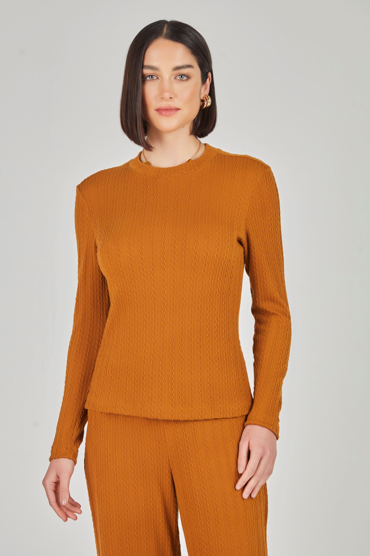 blusa malha tricot manga longa gola alta