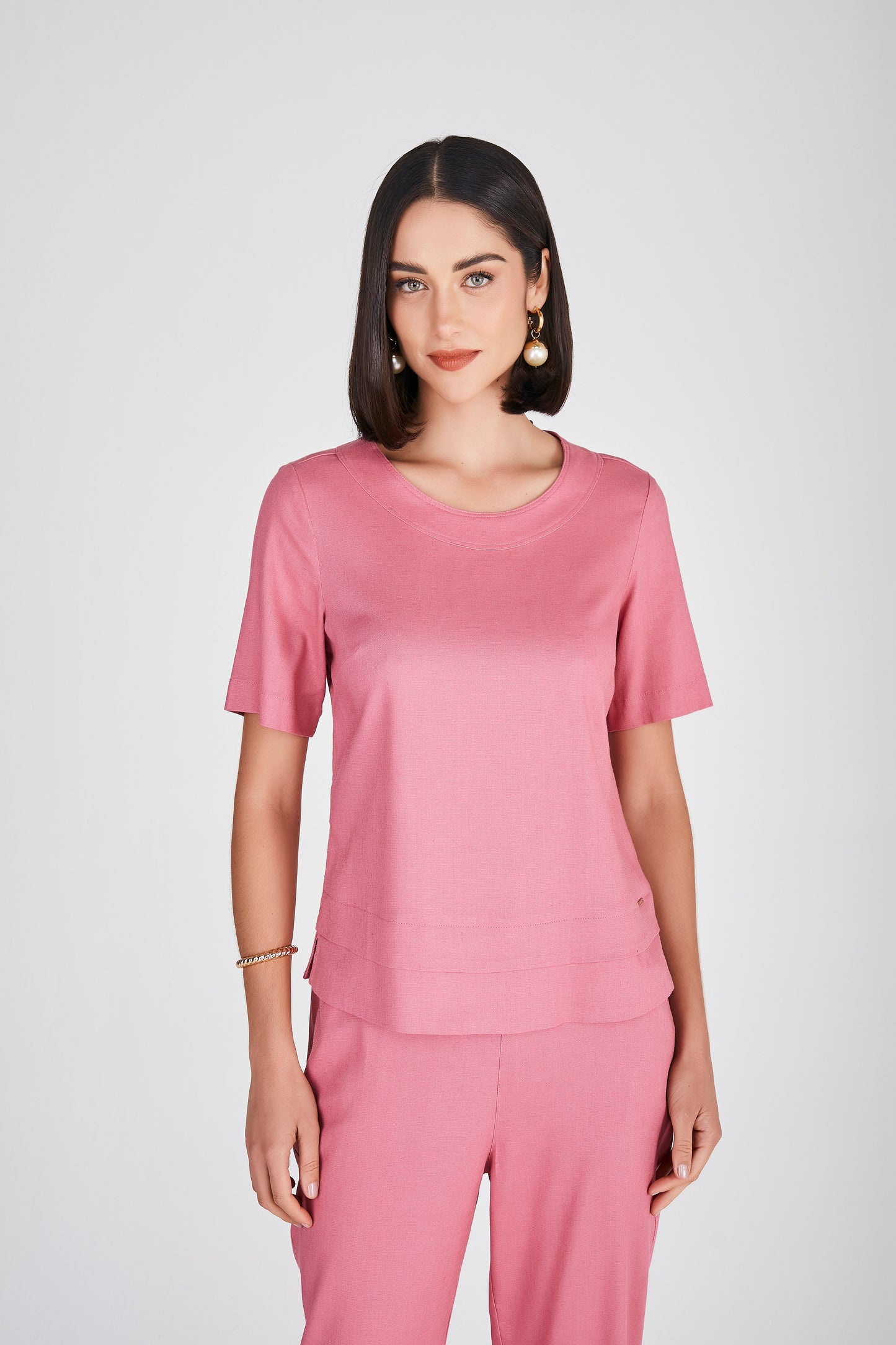 blusa linho manga curta com tomas