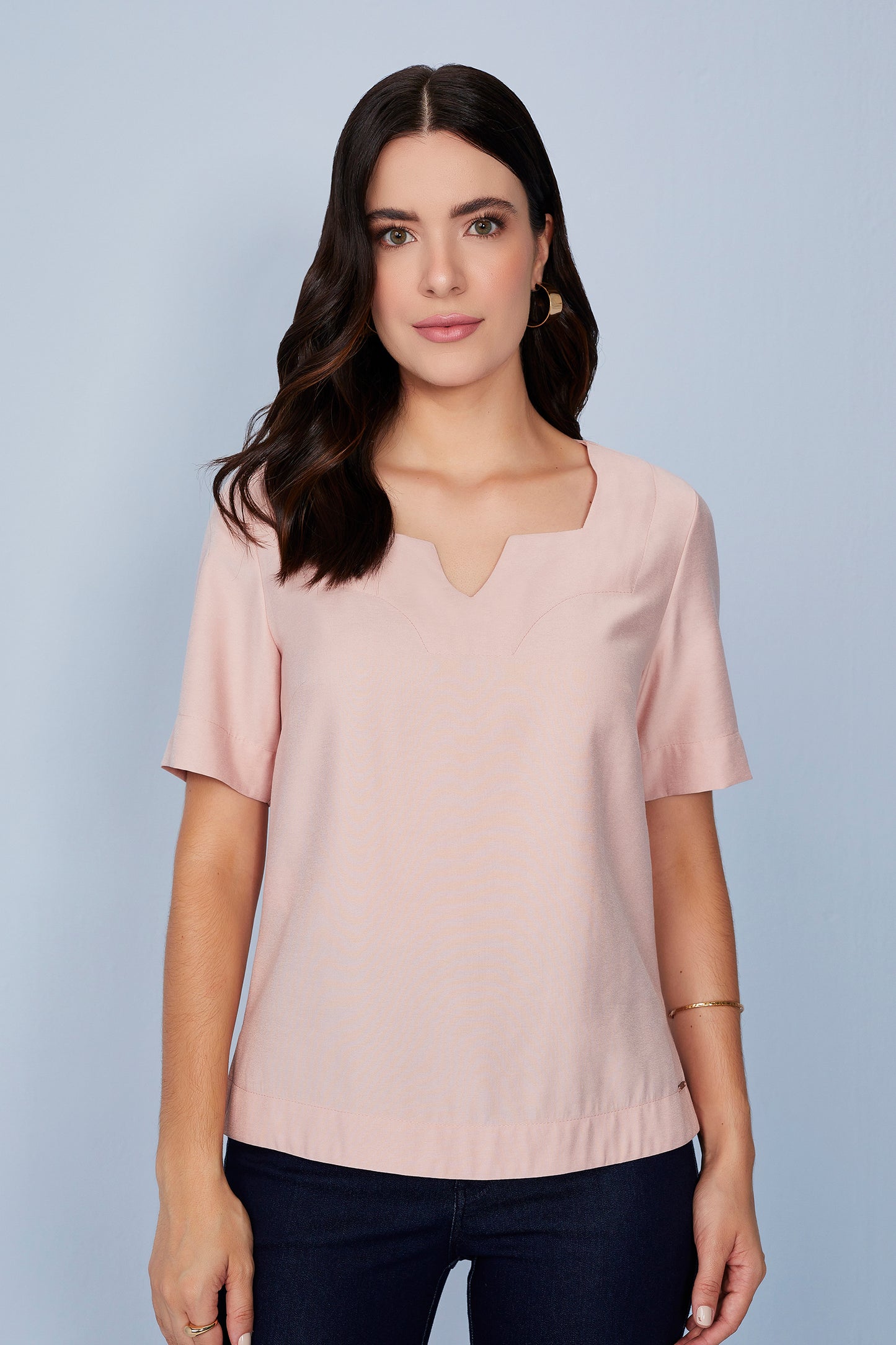 blusa viscose manga curta com abertura