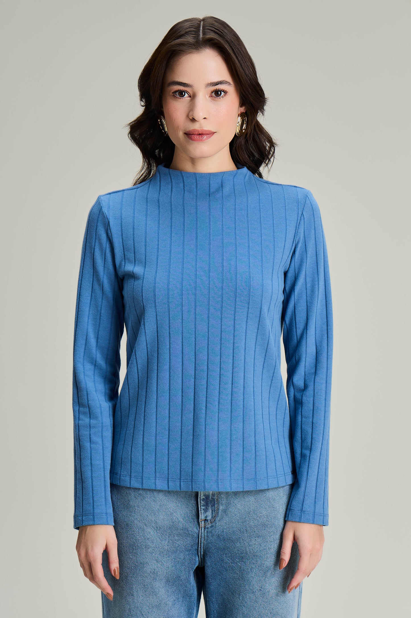 blusa malha canelada manga longa com abertura