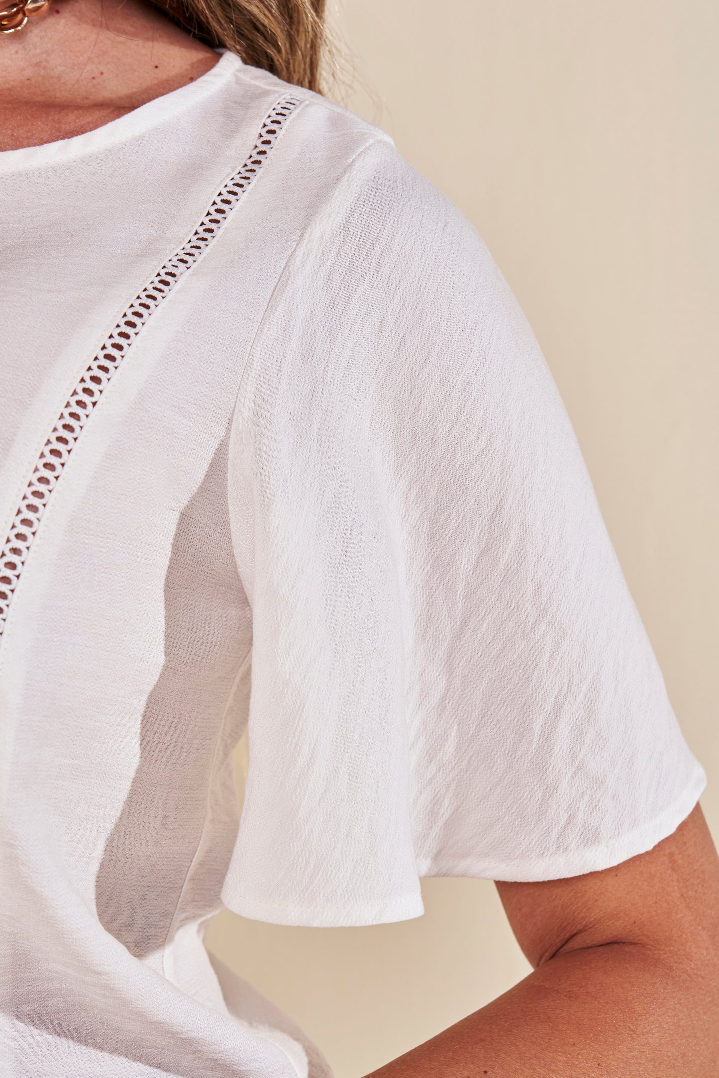 blusa viscose manga curta com entremeio