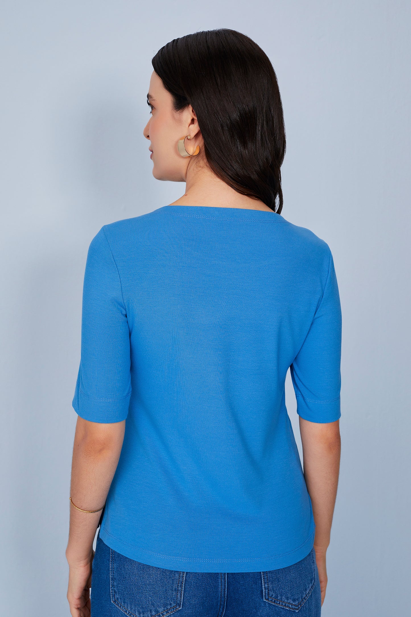 blusa malha manga curta com abertura