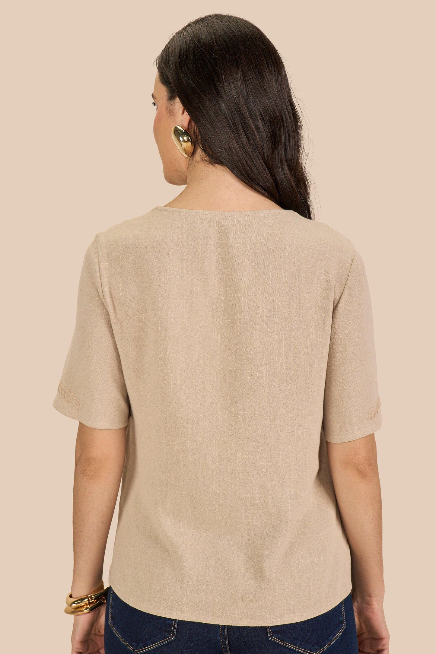 blusa viscose manga curta bordada