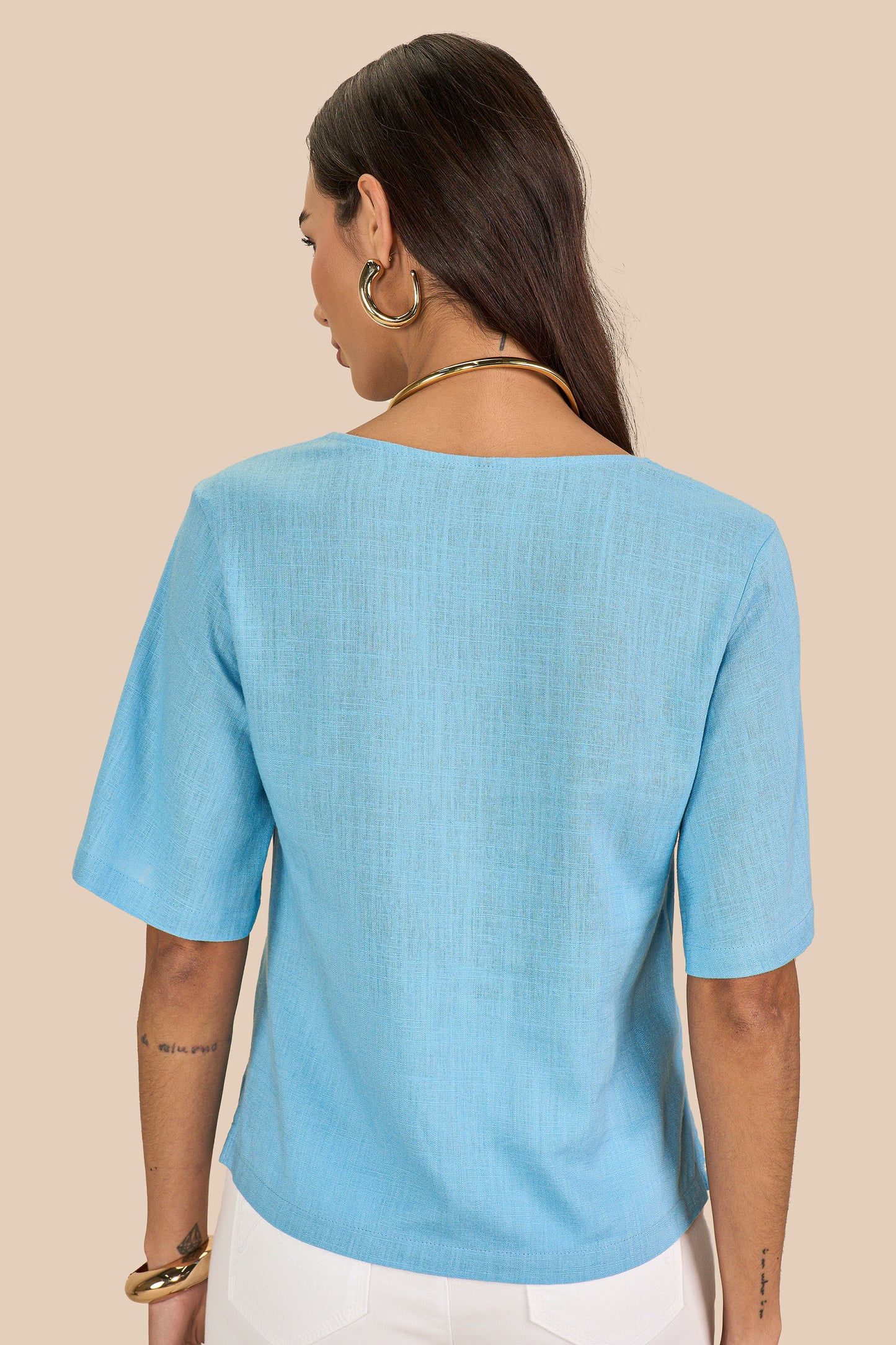blusa viscose manga curta com aberturas