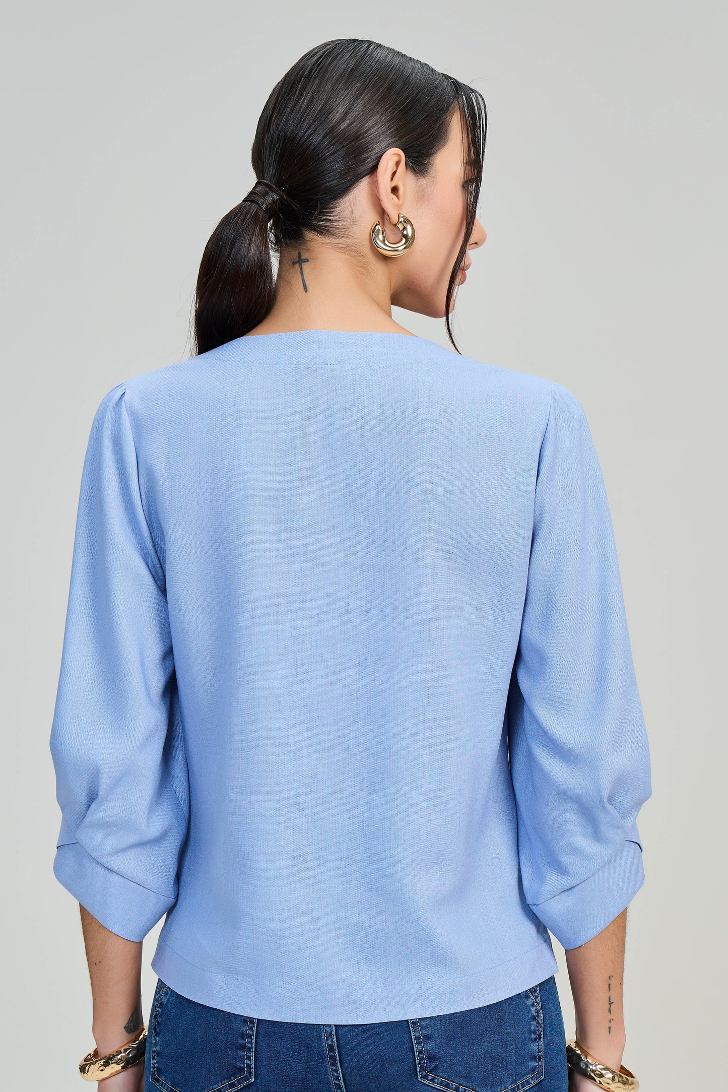 blusa viscose manga 3/4 com pregas