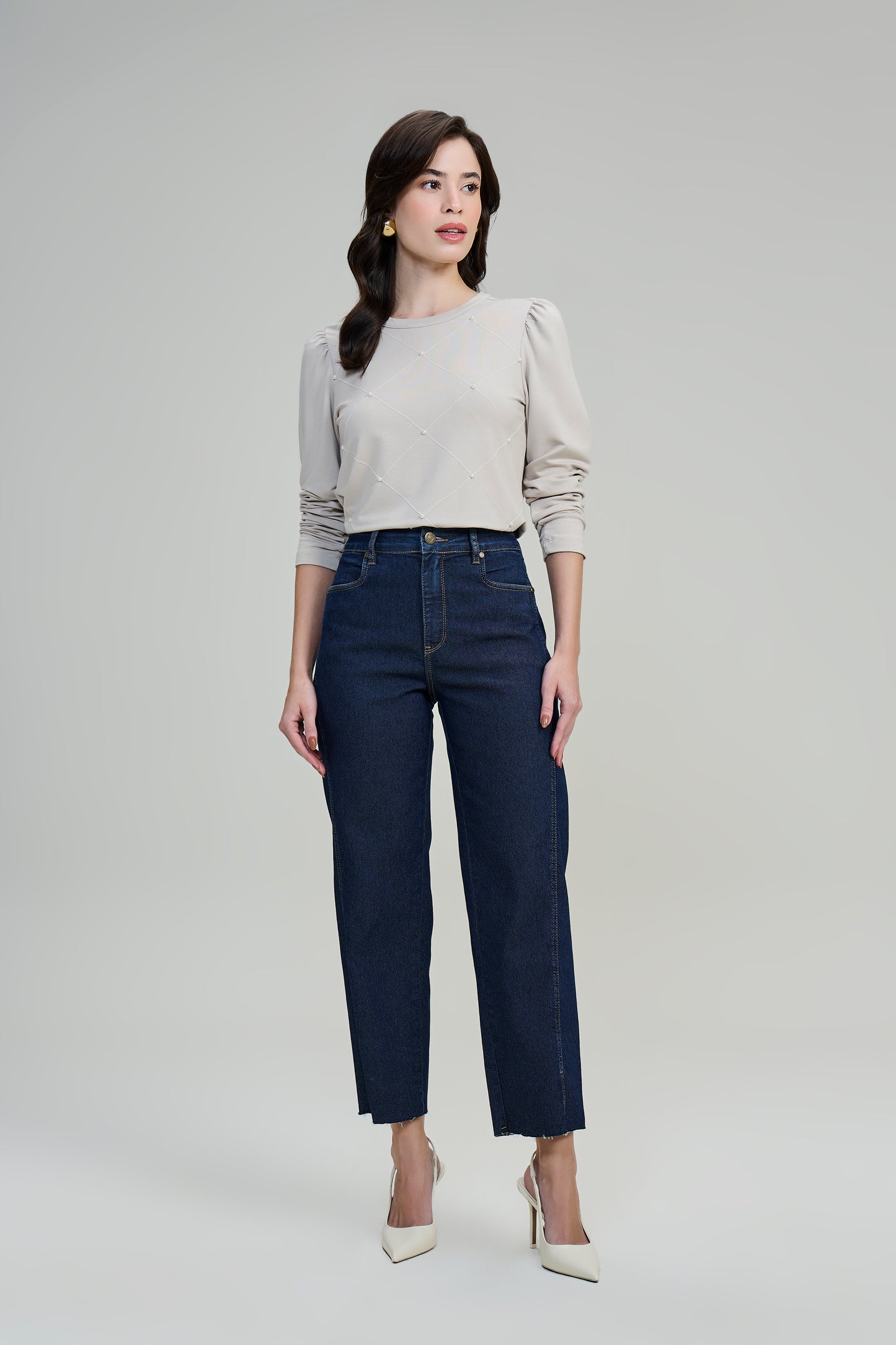 blusa malha manga longa com bordados