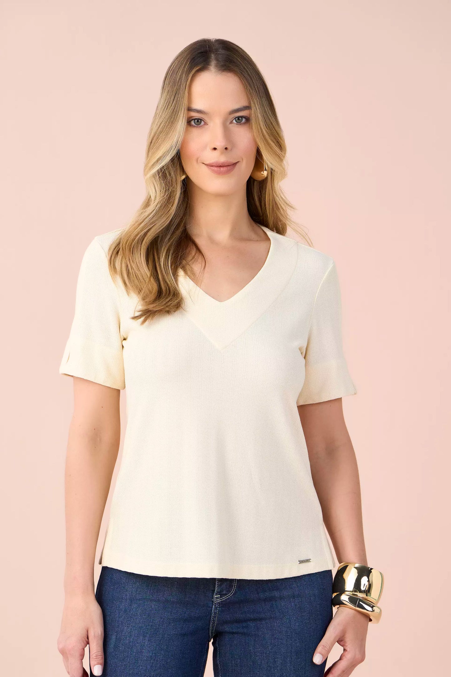 blusa malha manga curta com aberturas