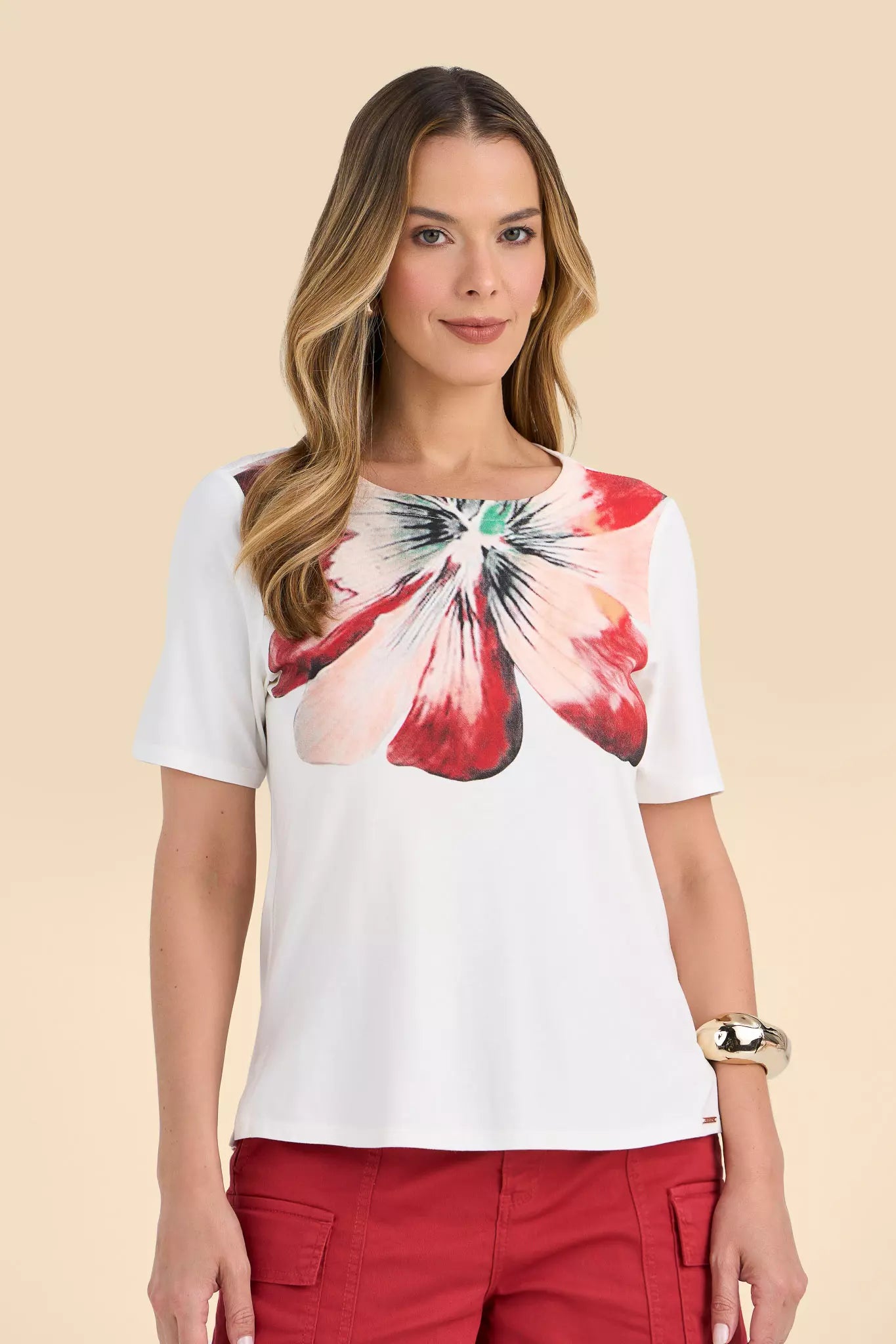 t-shirt malha manga curta com estampa flor