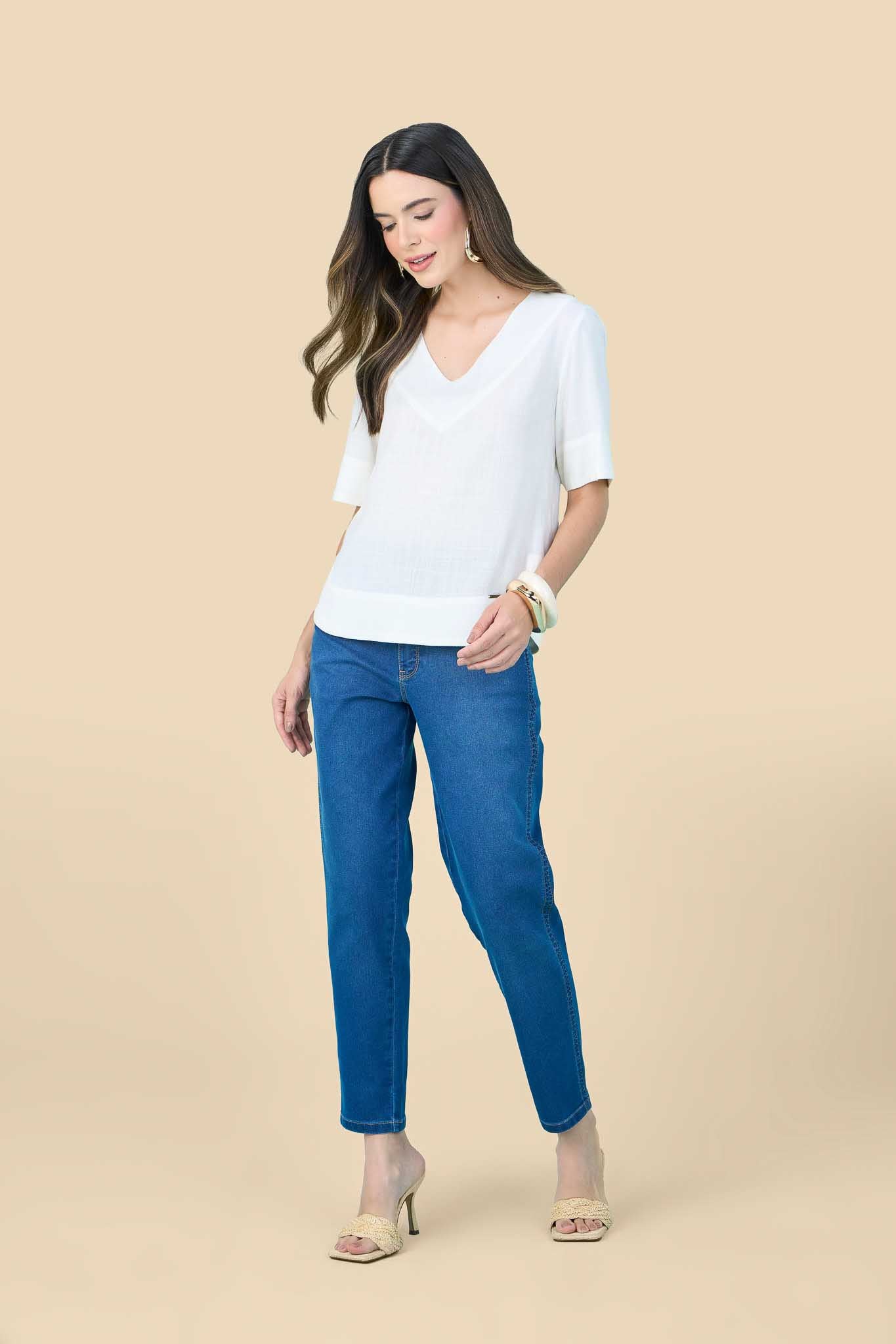 blusa viscose manga curta com barra arredondada