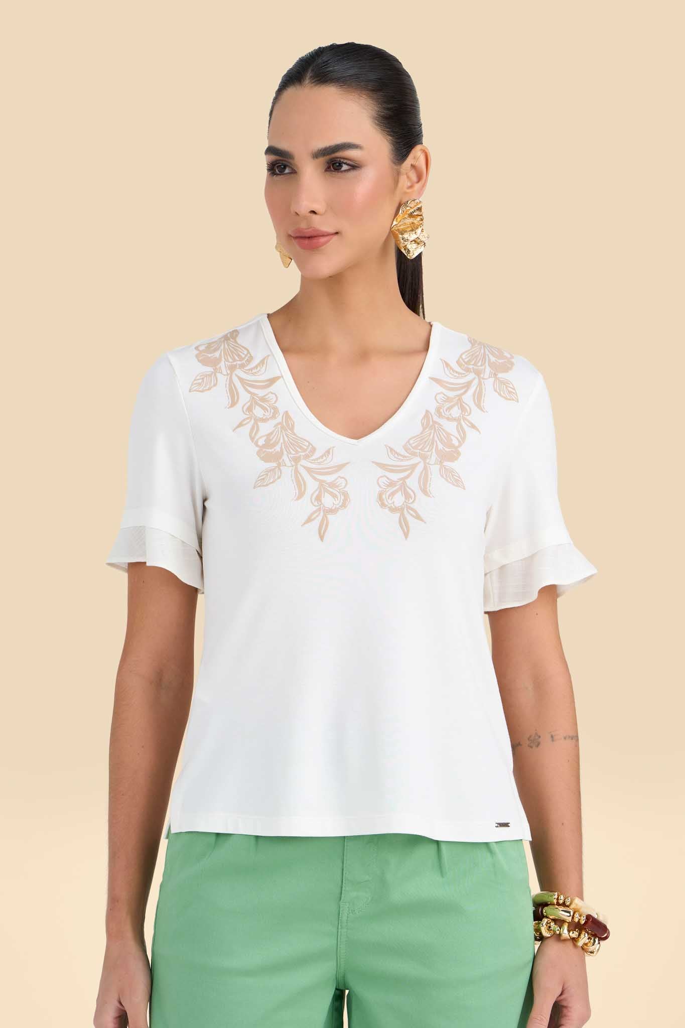 blusa malha manga curta com mix de tecidos e estampa