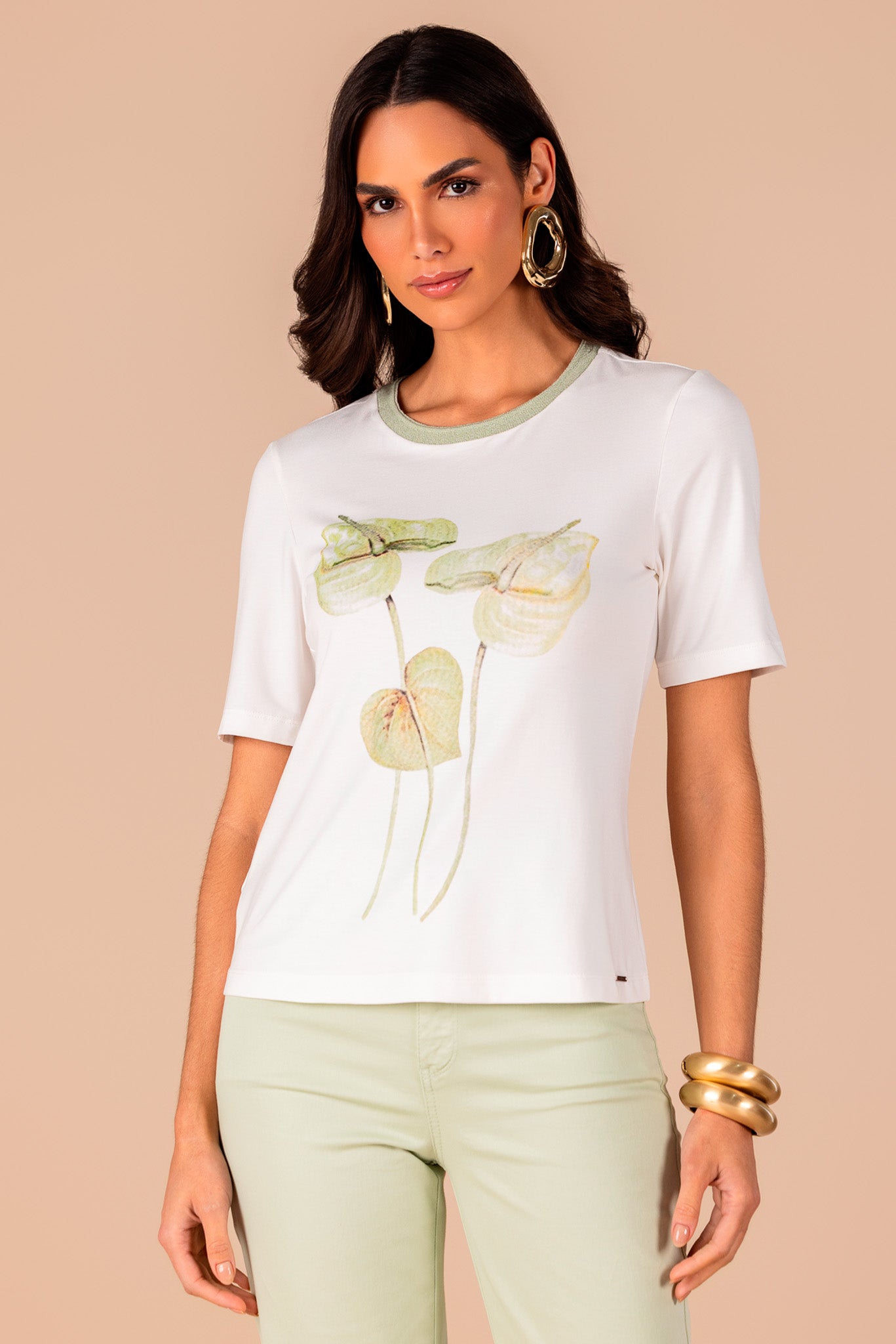 t-shirt malha manga curta estampada com tricot