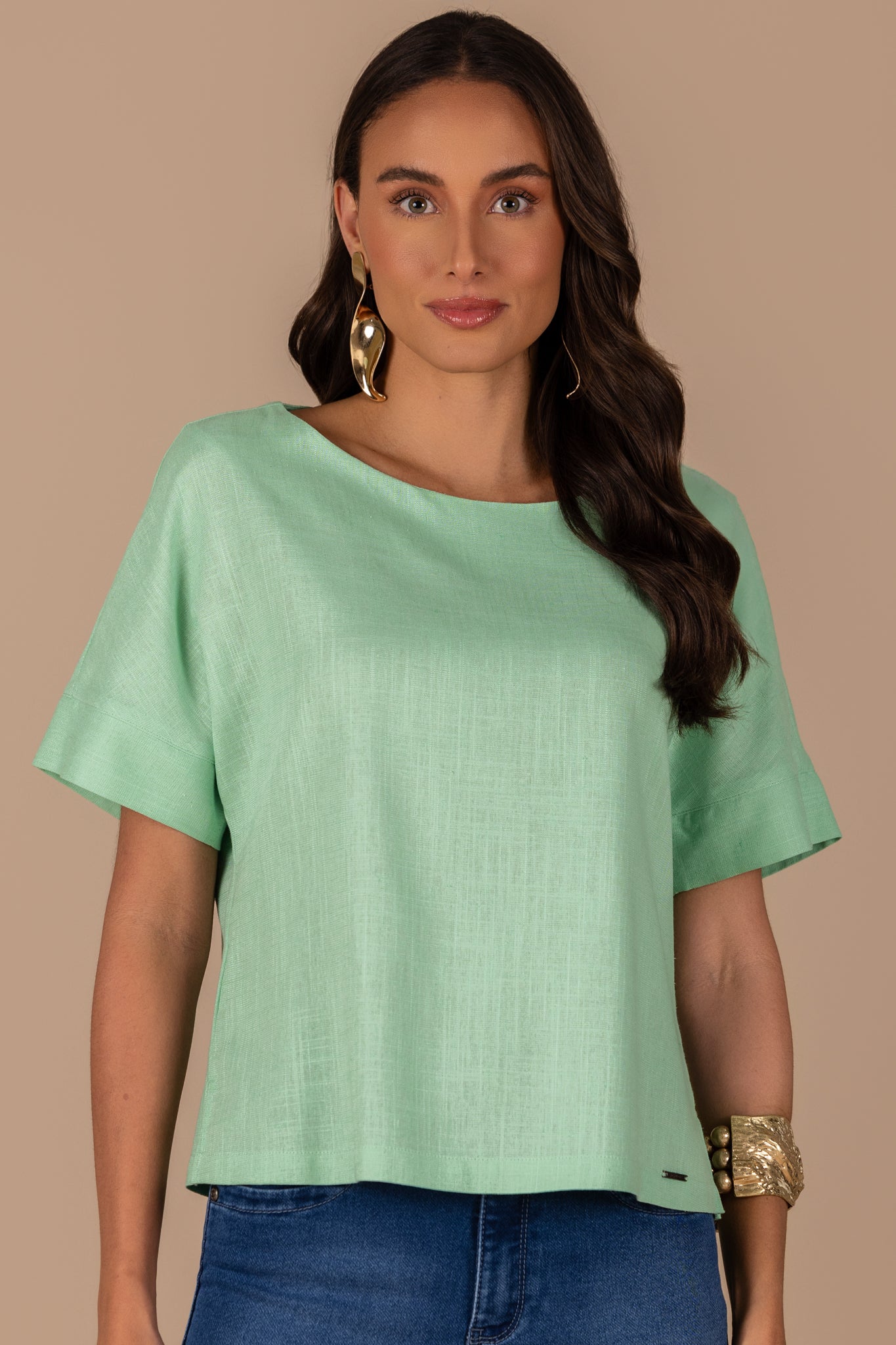 blusa viscose manga curta com punho recortado