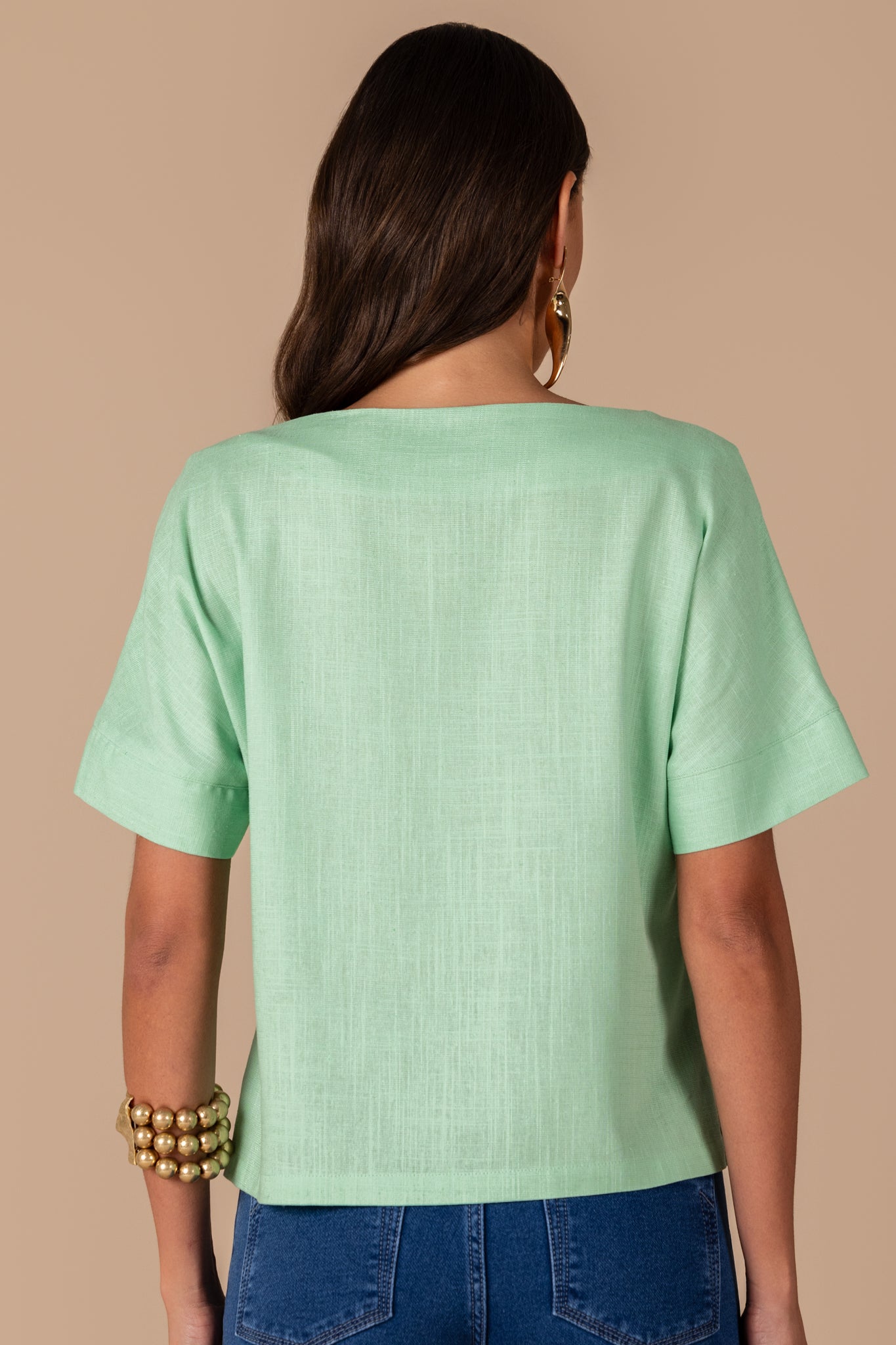 blusa viscose manga curta com punho recortado