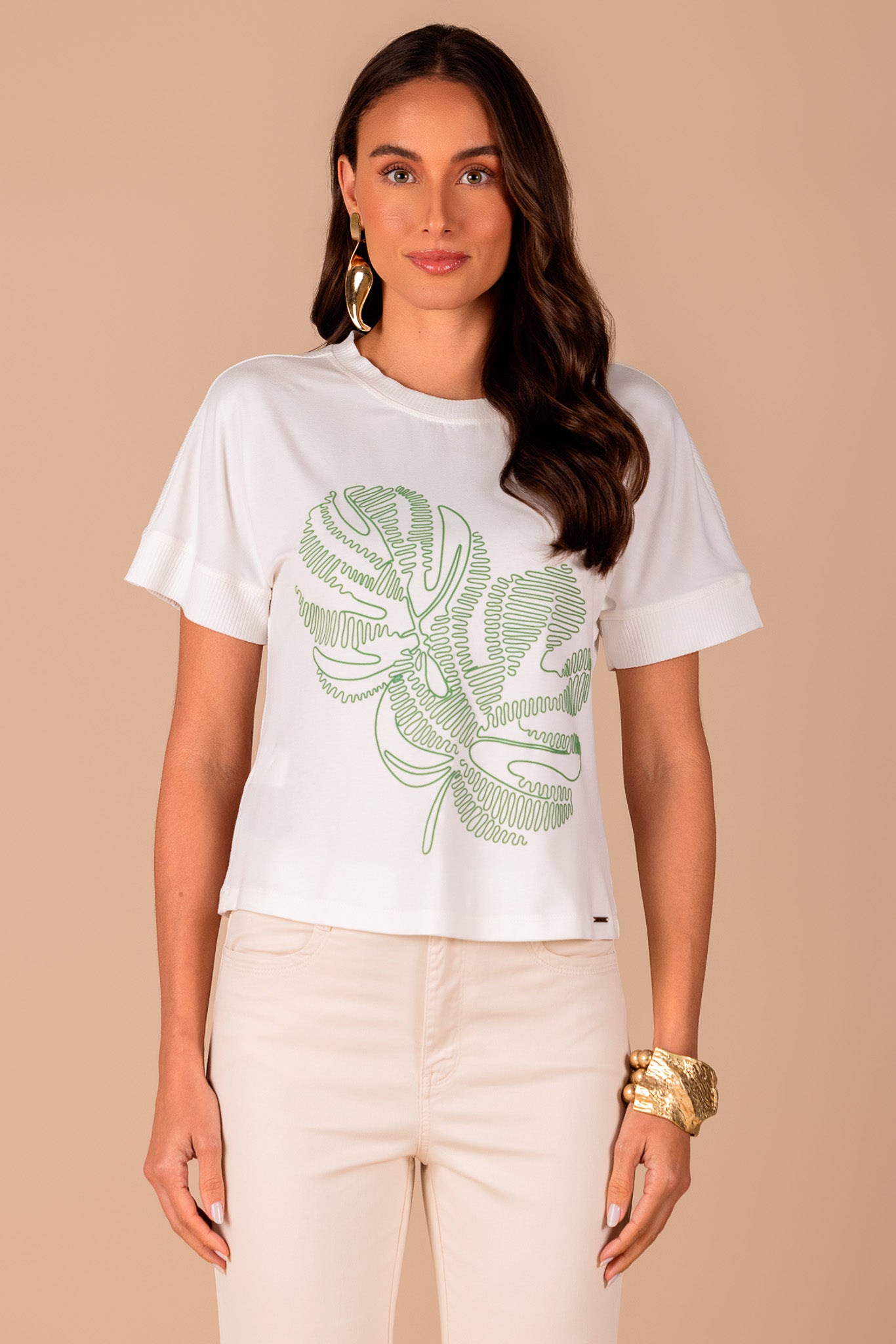 t-shirt malha manga curta estampada com mix de tecidos