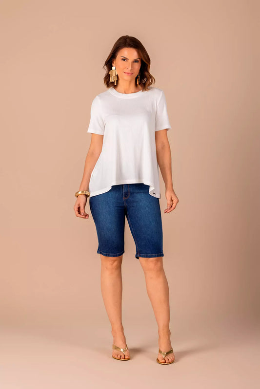 t-shirt malha canelada manga curta com assimetrias