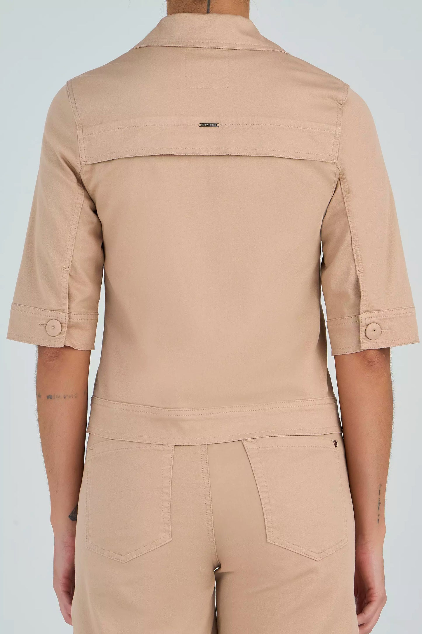 jaqueta sarja manga 3/4 com nervuras