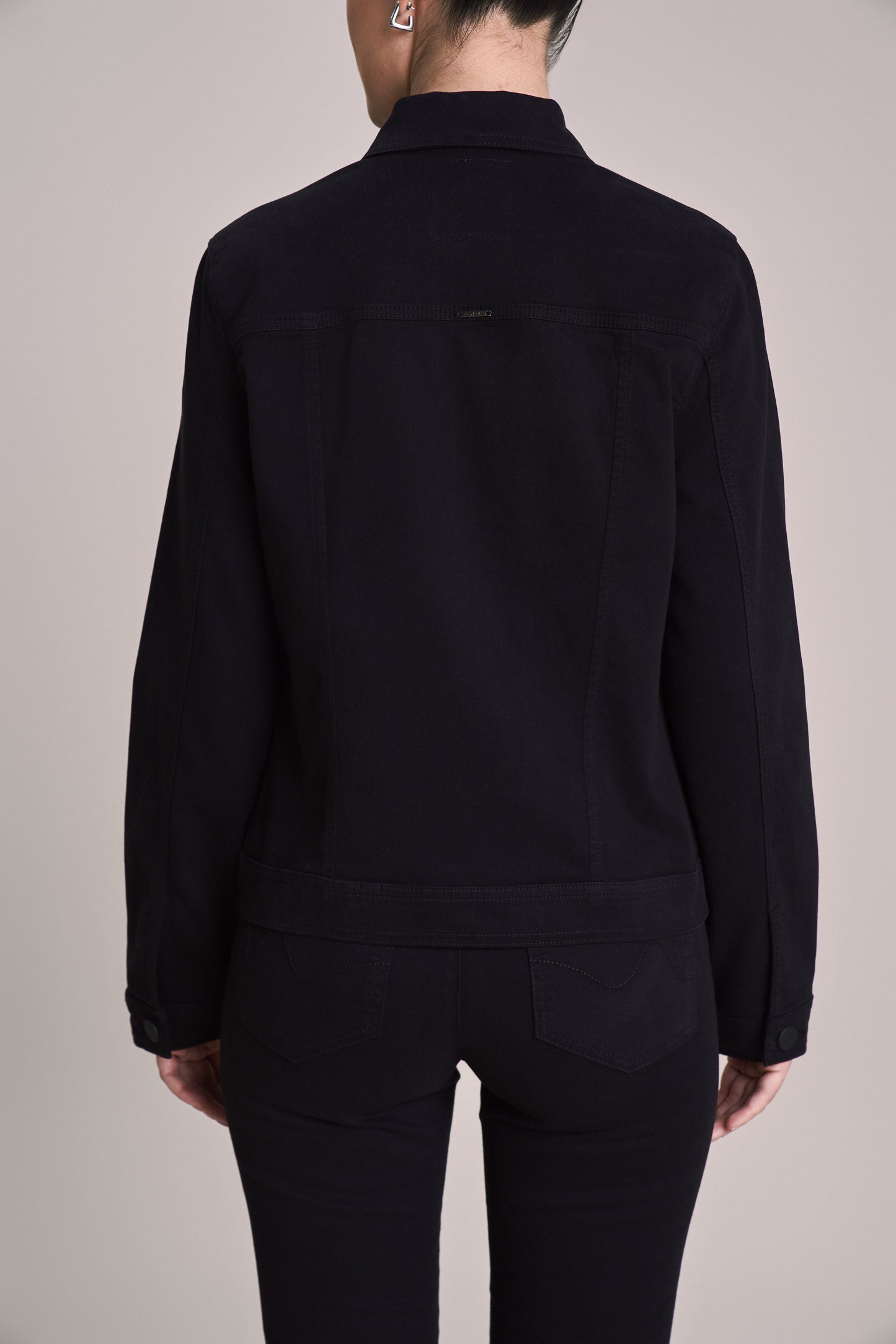 jaqueta malha color manga longa tradicional com bolsos