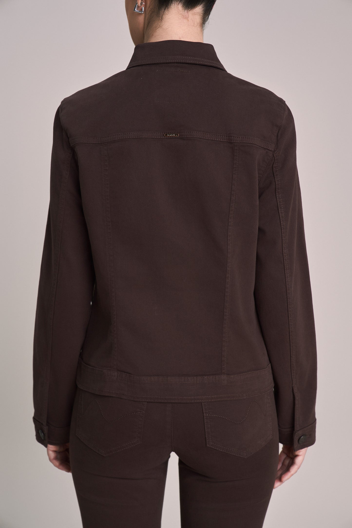 jaqueta malha color manga longa tradicional com bolsos