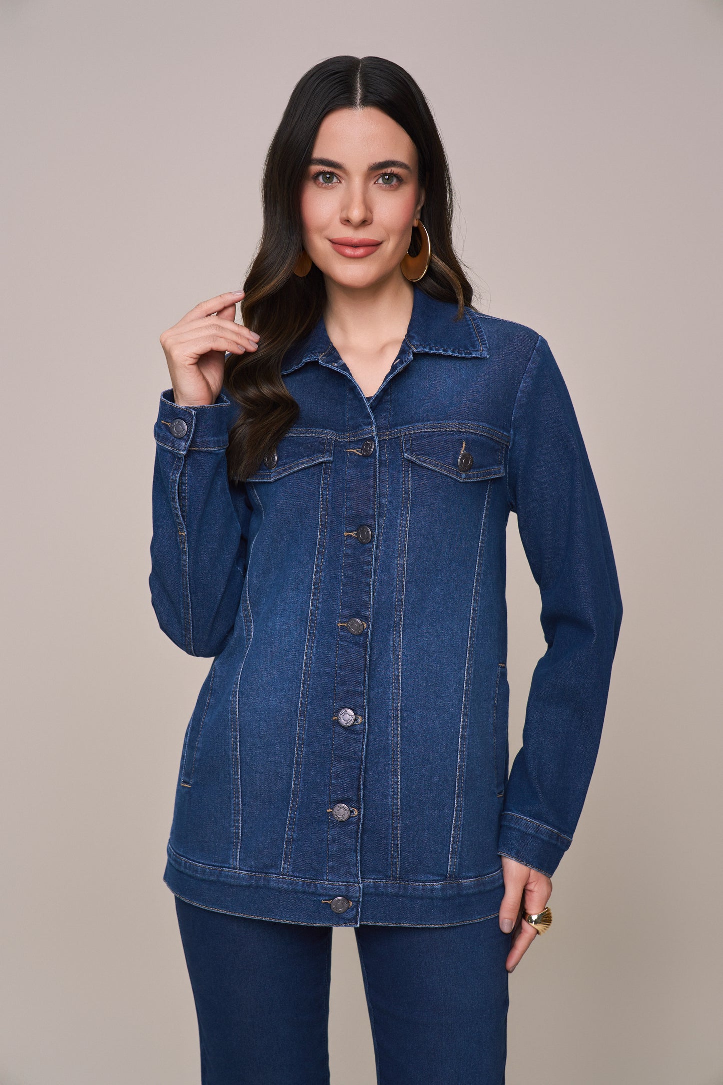 jaqueta jeans manga longa alongada com forro diferenciado