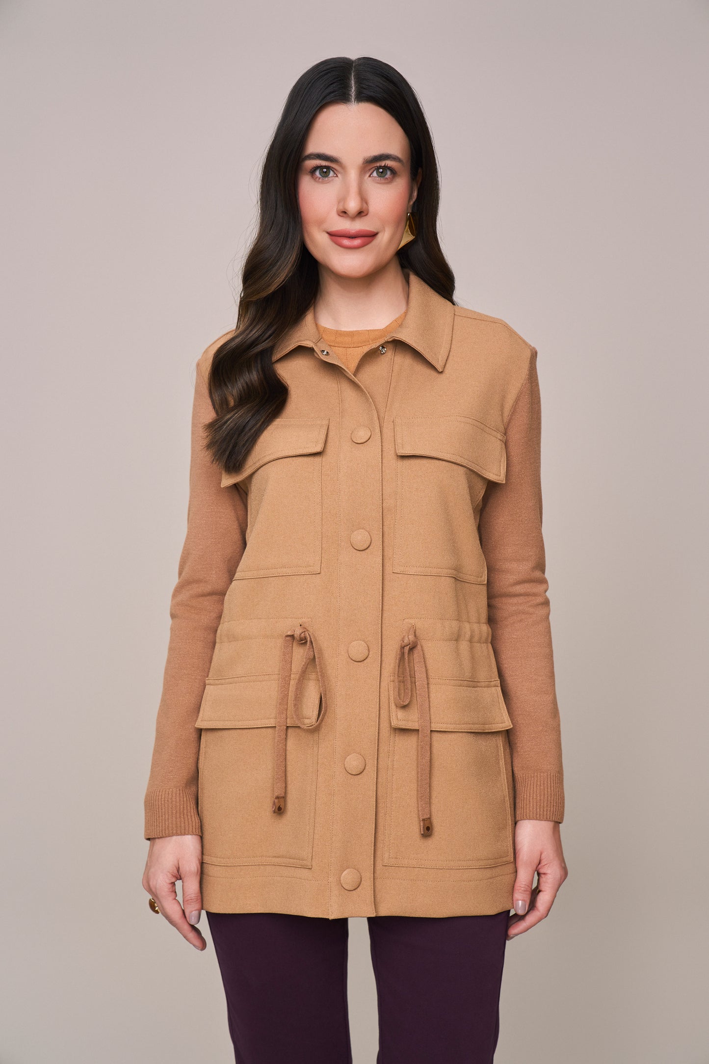 parka crepe manga longa de tricot com bolsos sobrepostos