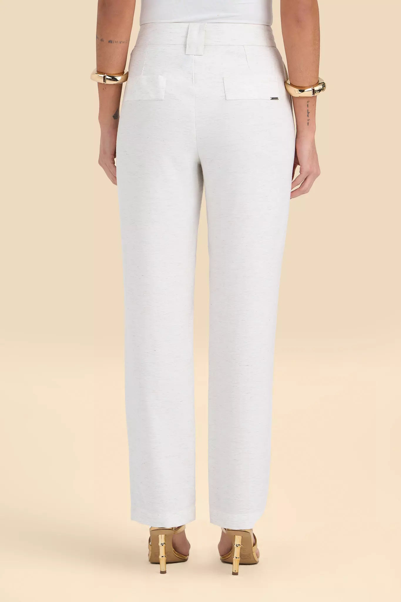 conjunto viscose colete e calça reta com lapelas
