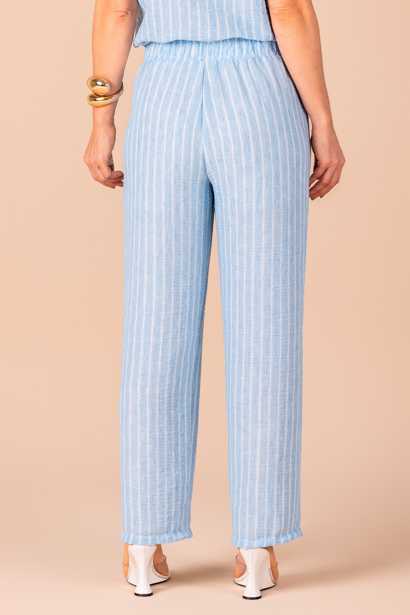 conjunto crepe blusa manga curta e calça reta cós de elástico