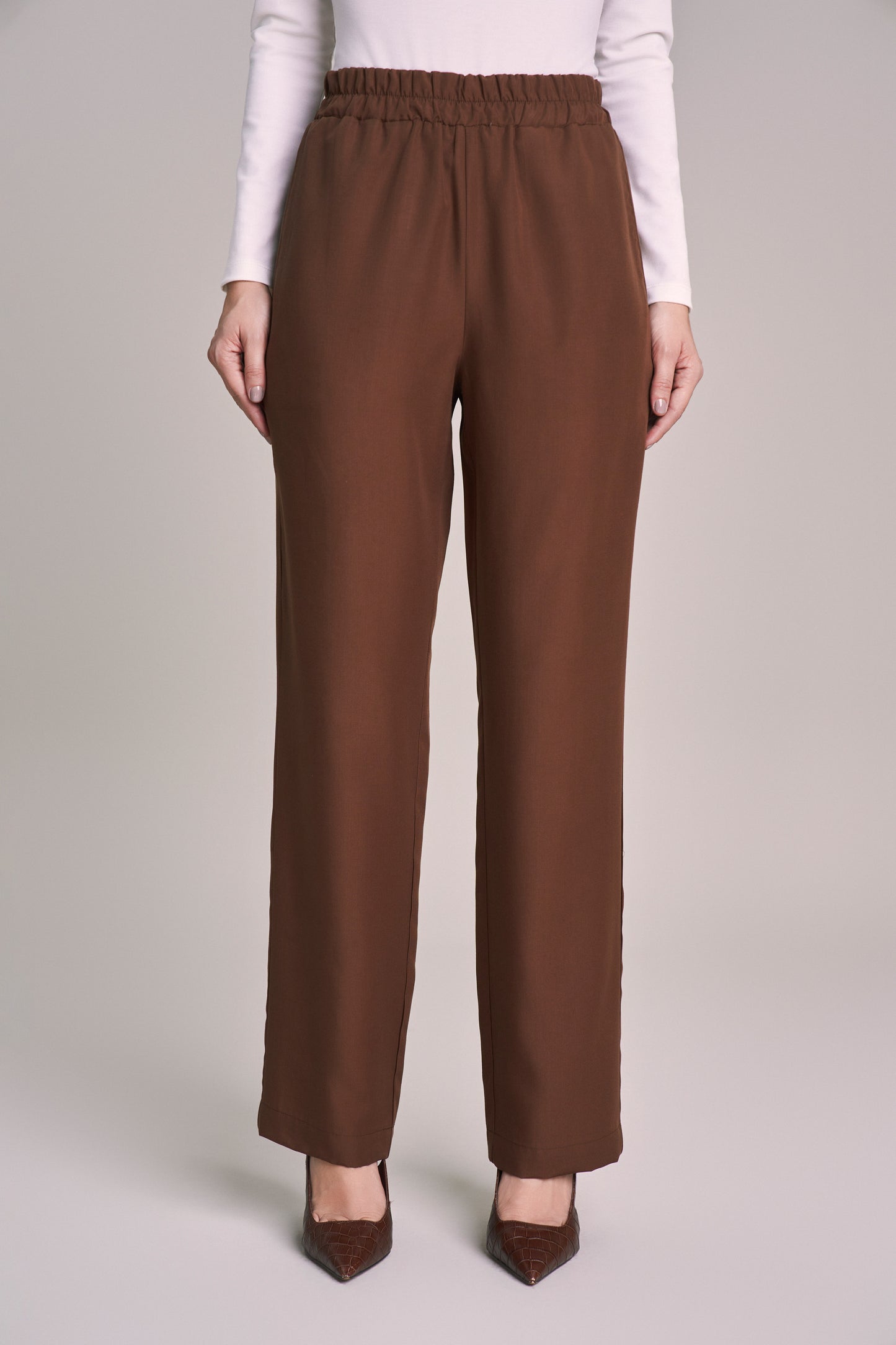 conjunto liocel parka manga 7/8 e calça reta cós de elástico