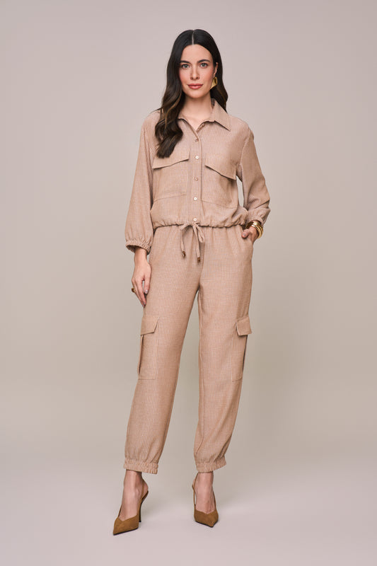 conjunto crepe camisa manga 7/8 com amarração e calca jogger com bolsos cargo
