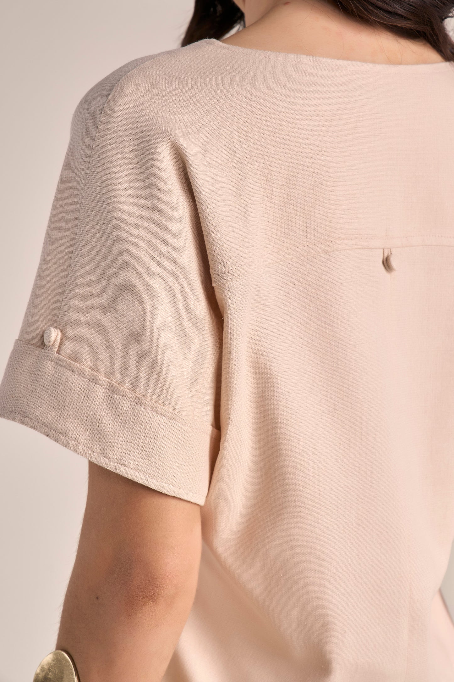 Conjunto Viscose Blusa Manga Curta e Bermuda Midi com Botões Encapados